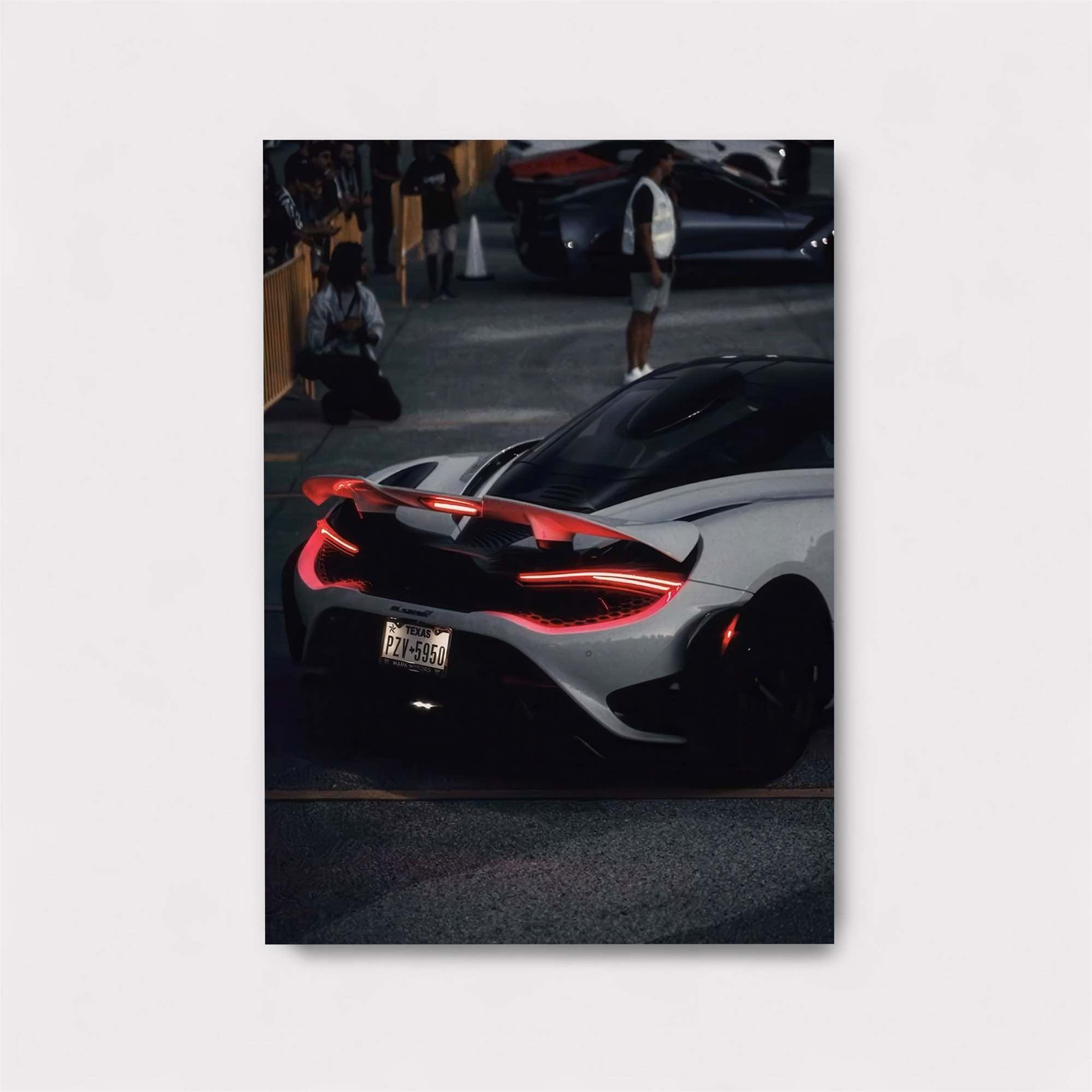 McLaren Menace Safe Wall Magnetic / M