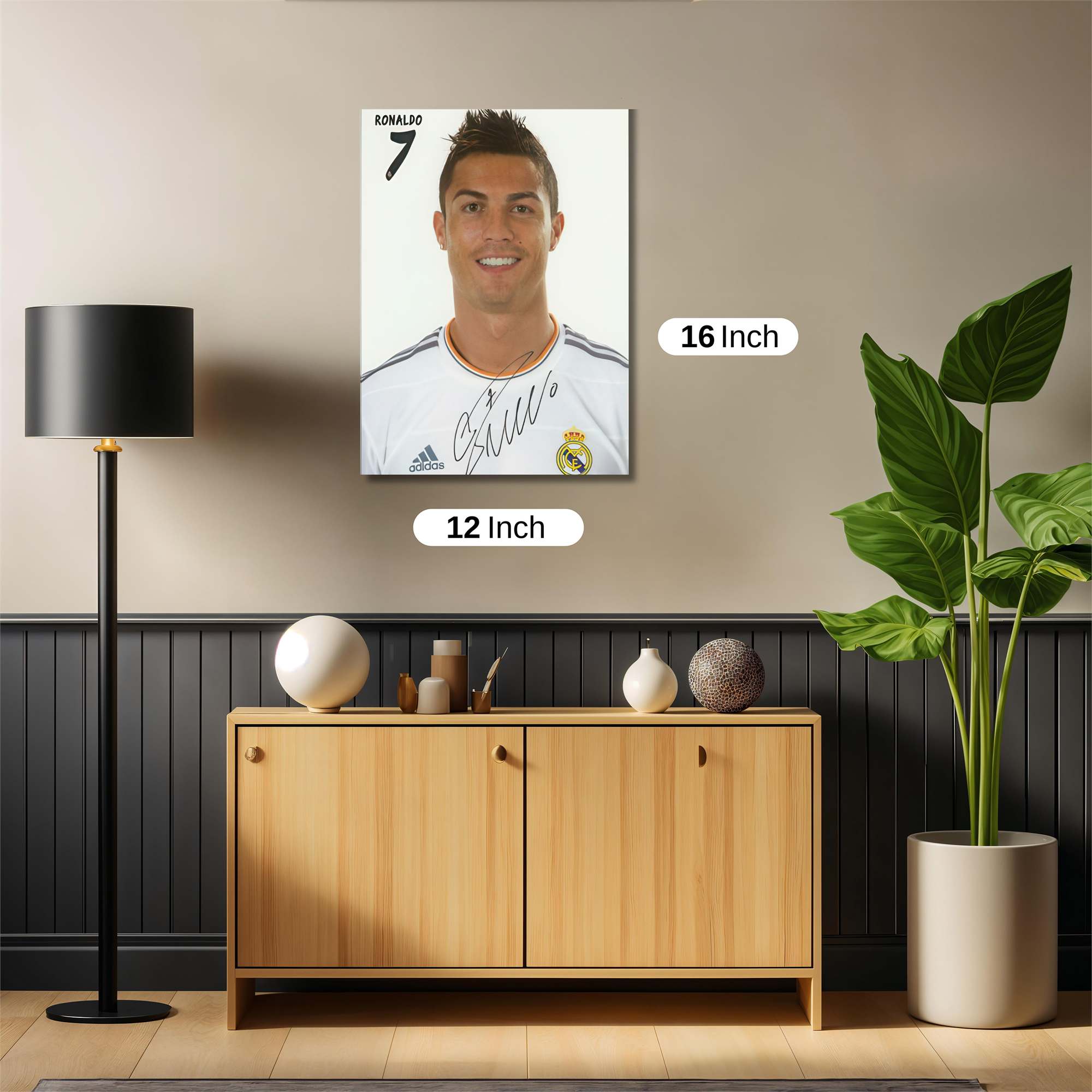 Ronaldo Radiant Safe Wall Magnetic / M