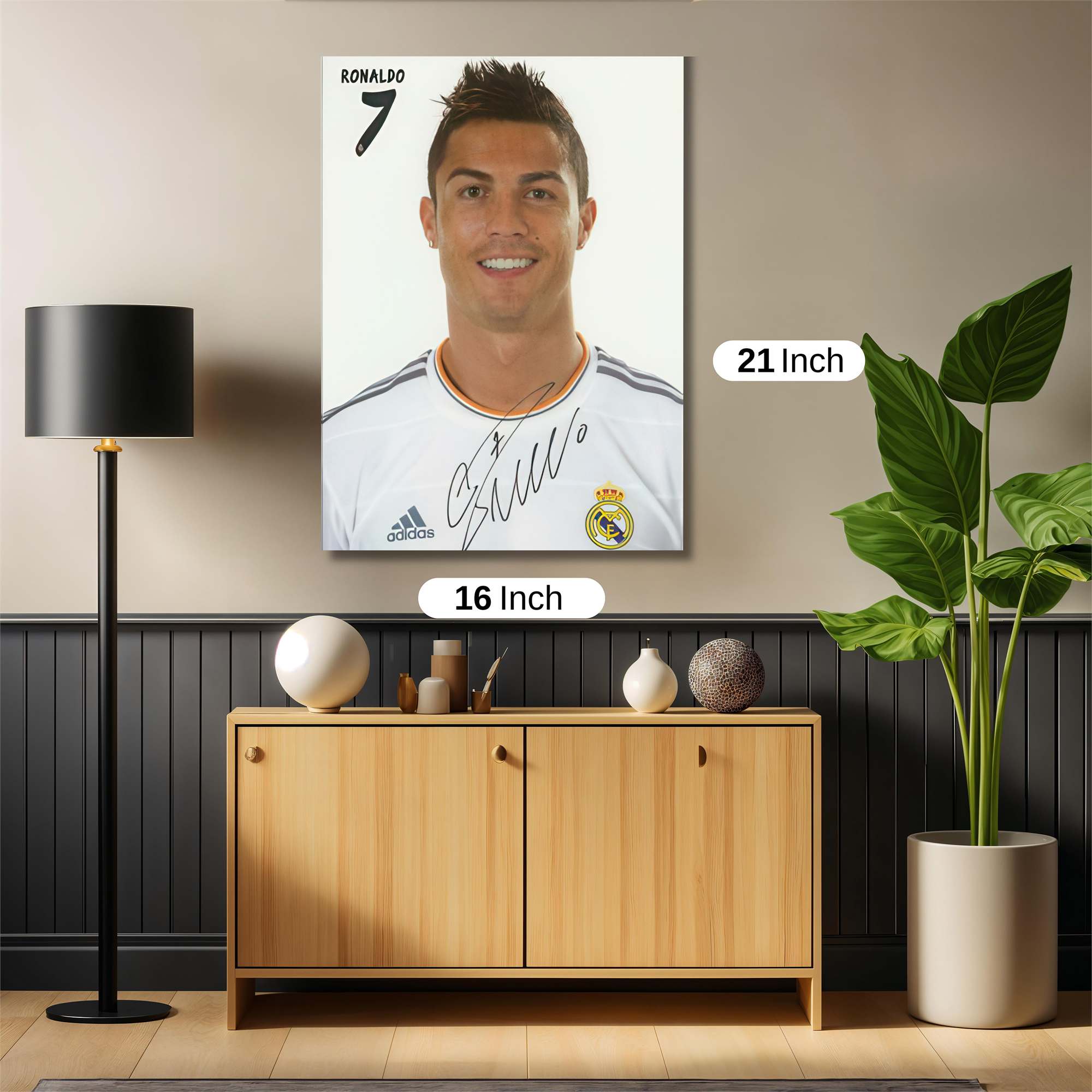 Ronaldo Radiant Safe Wall Magnetic / M