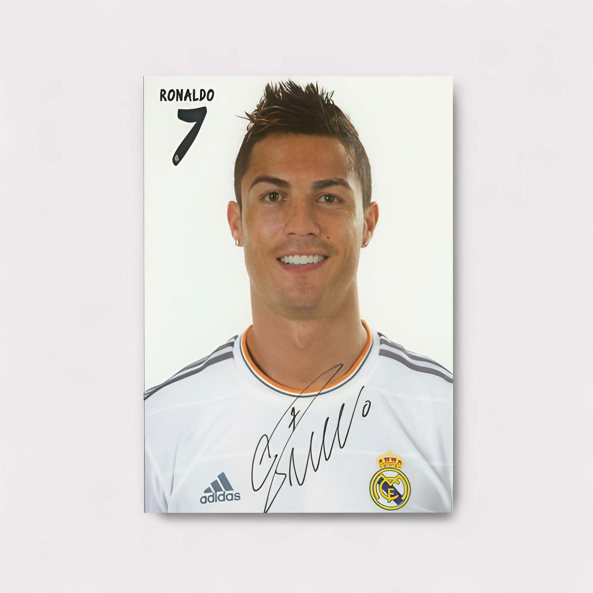 Ronaldo Radiant Safe Wall Magnetic / M