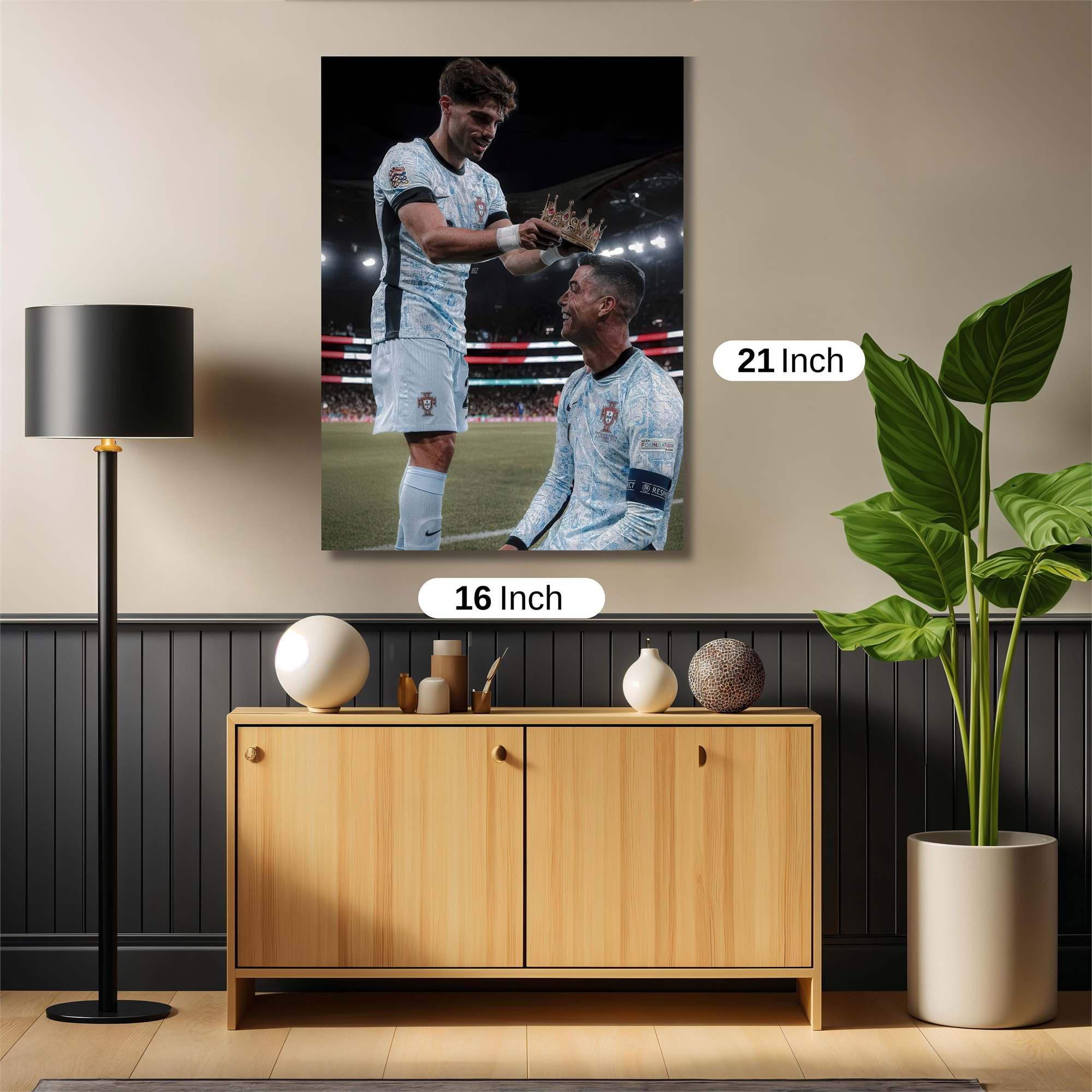 Crowning Glory Safe Wall Magnetic / M