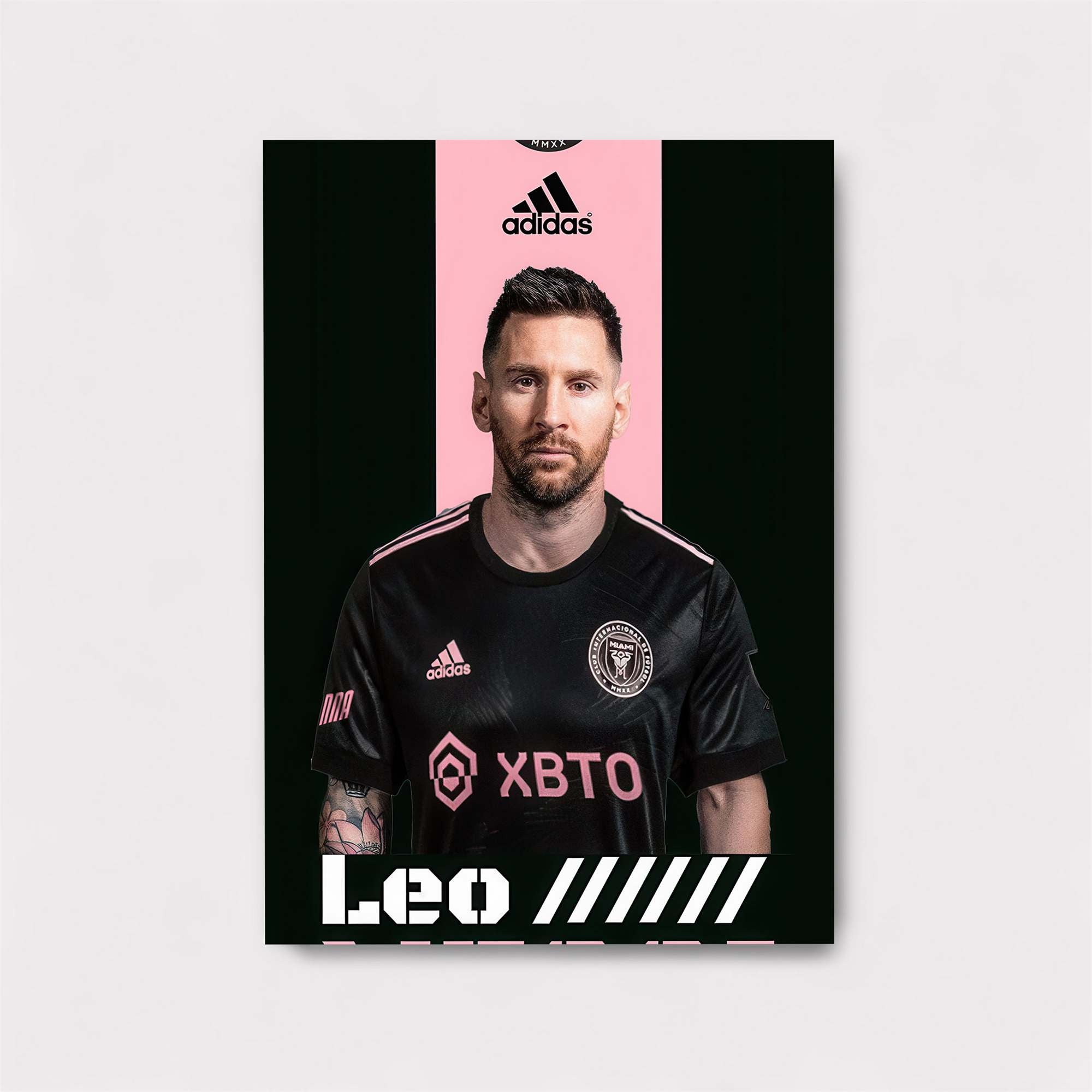 Leo Regal Safe Wall Magnetic / M