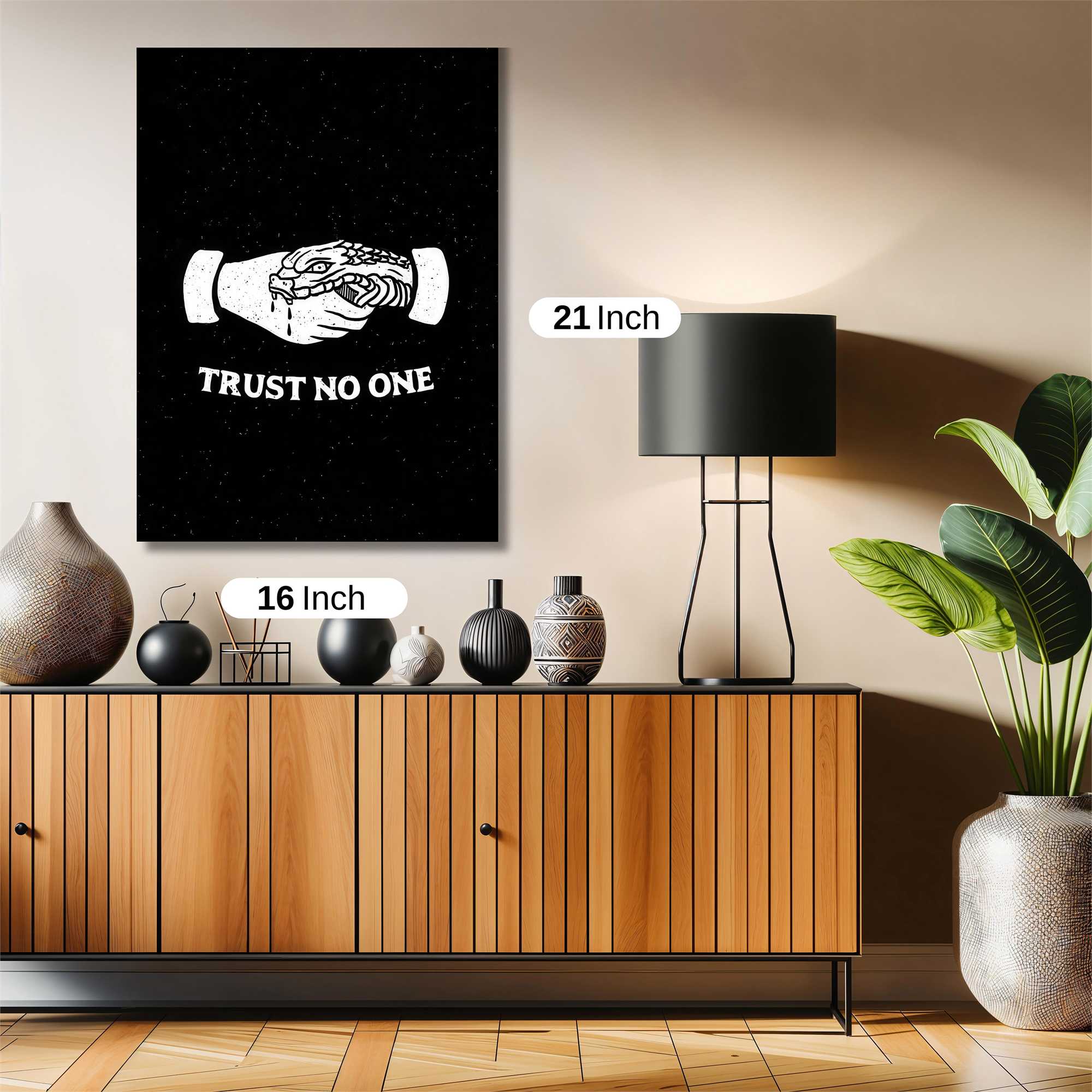 Snake Deception Safe Wall Magnetic / M