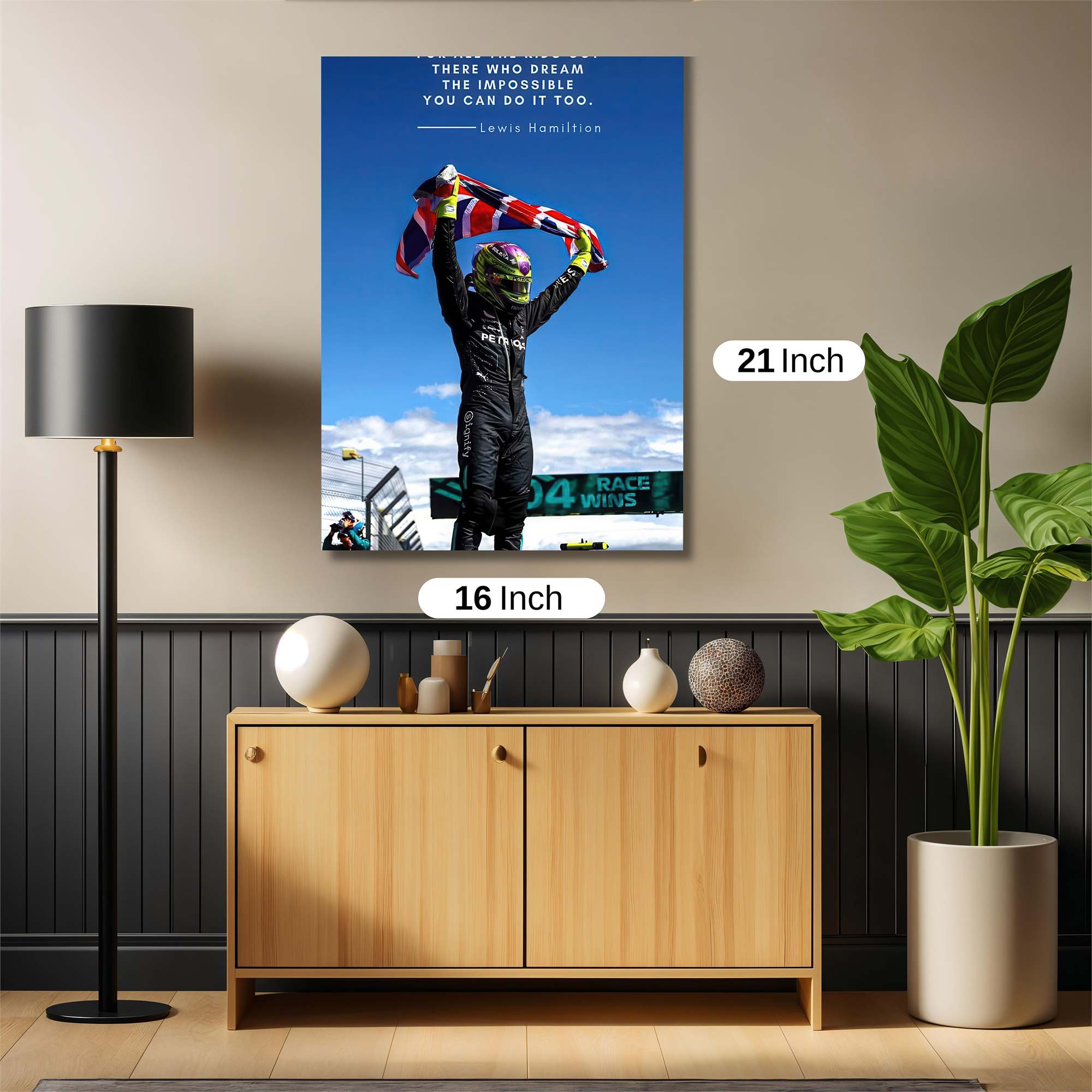 Hamilton Triumphant Safe Wall Magnetic / M