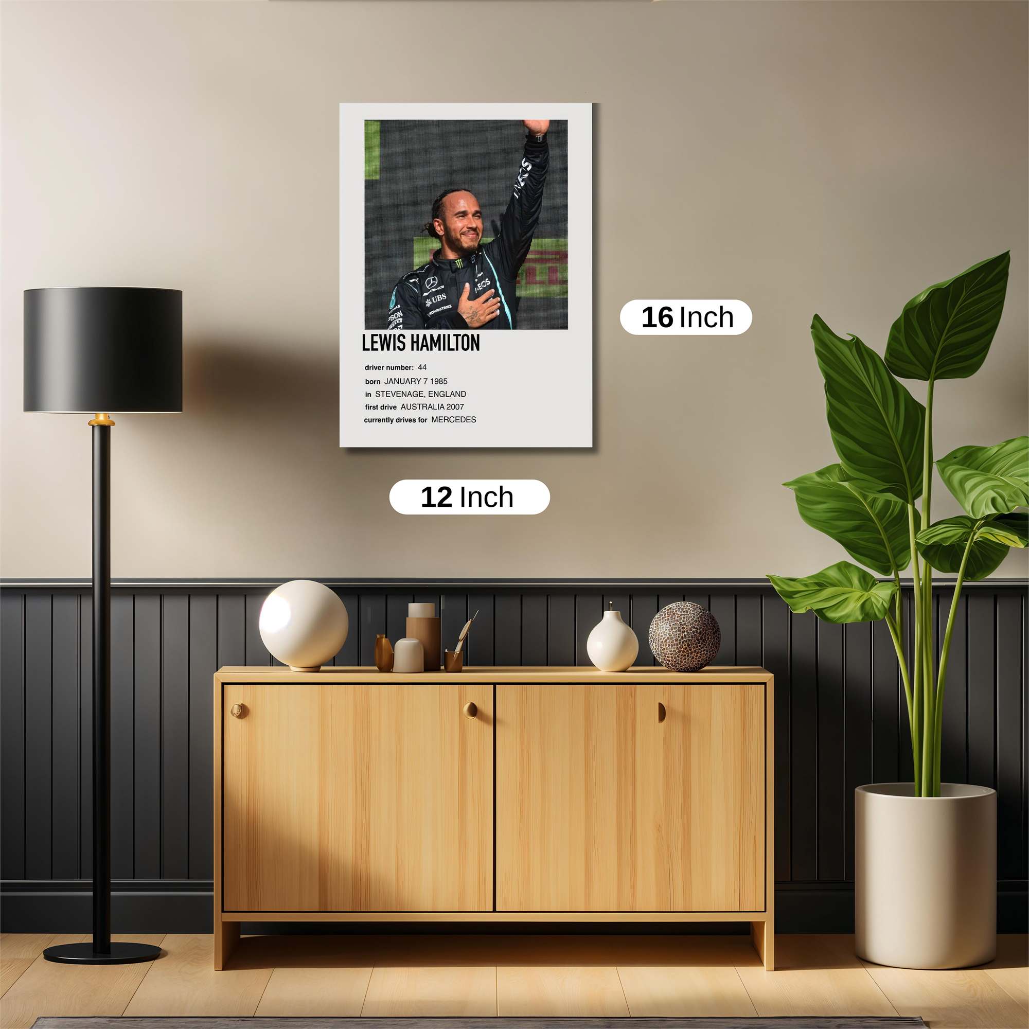 Hamilton Triumphant Safe Wall Magnetic / M