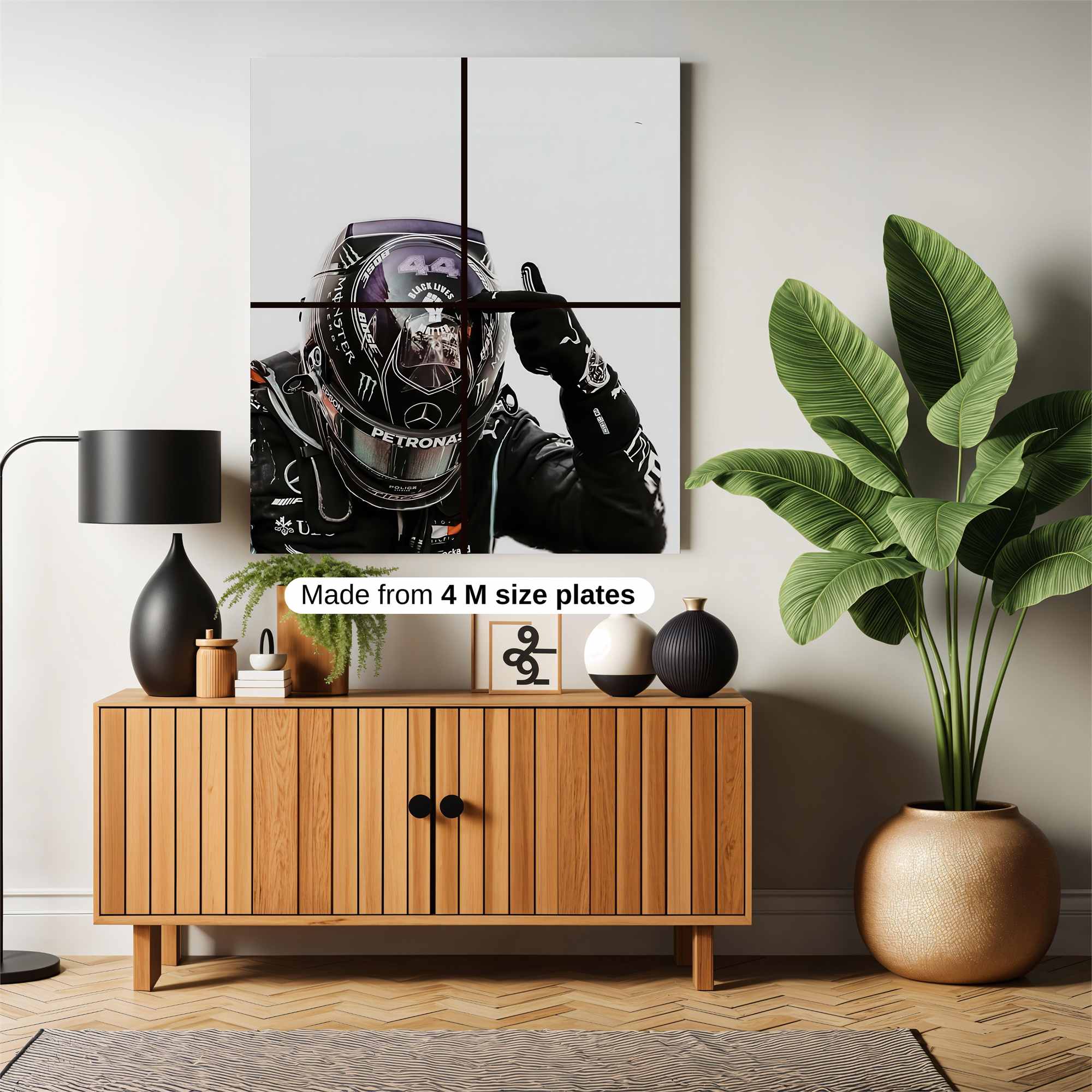 Hamilton Triumphant Safe Wall Magnetic / M