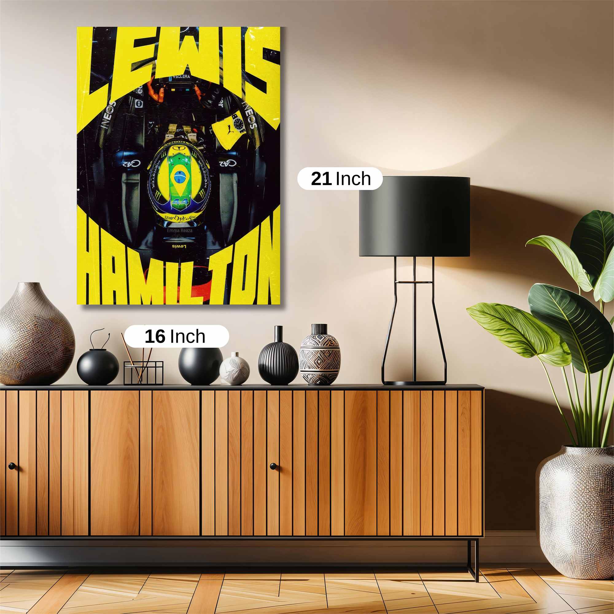 Lewis Triumphant Safe Wall Magnetic / M
