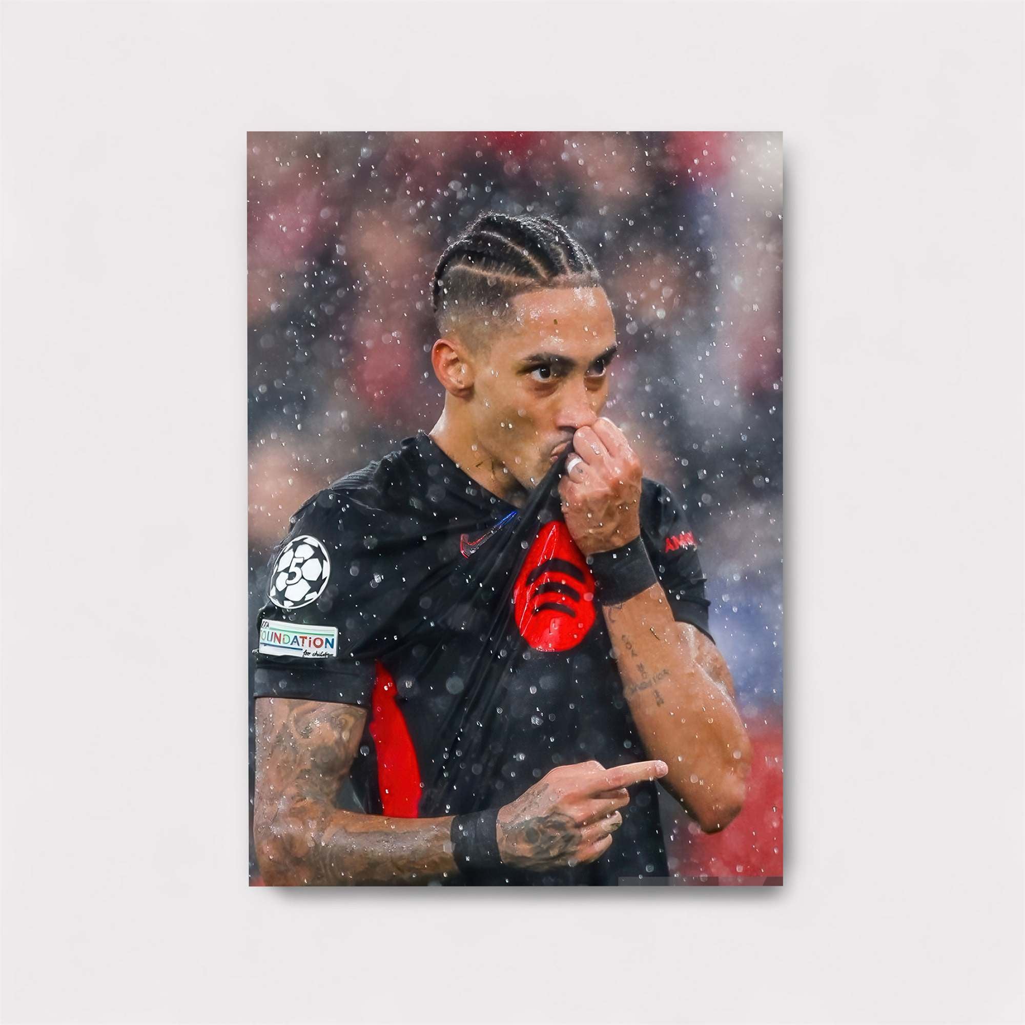 Raphinha Resolute Safe Wall Magnetic / M