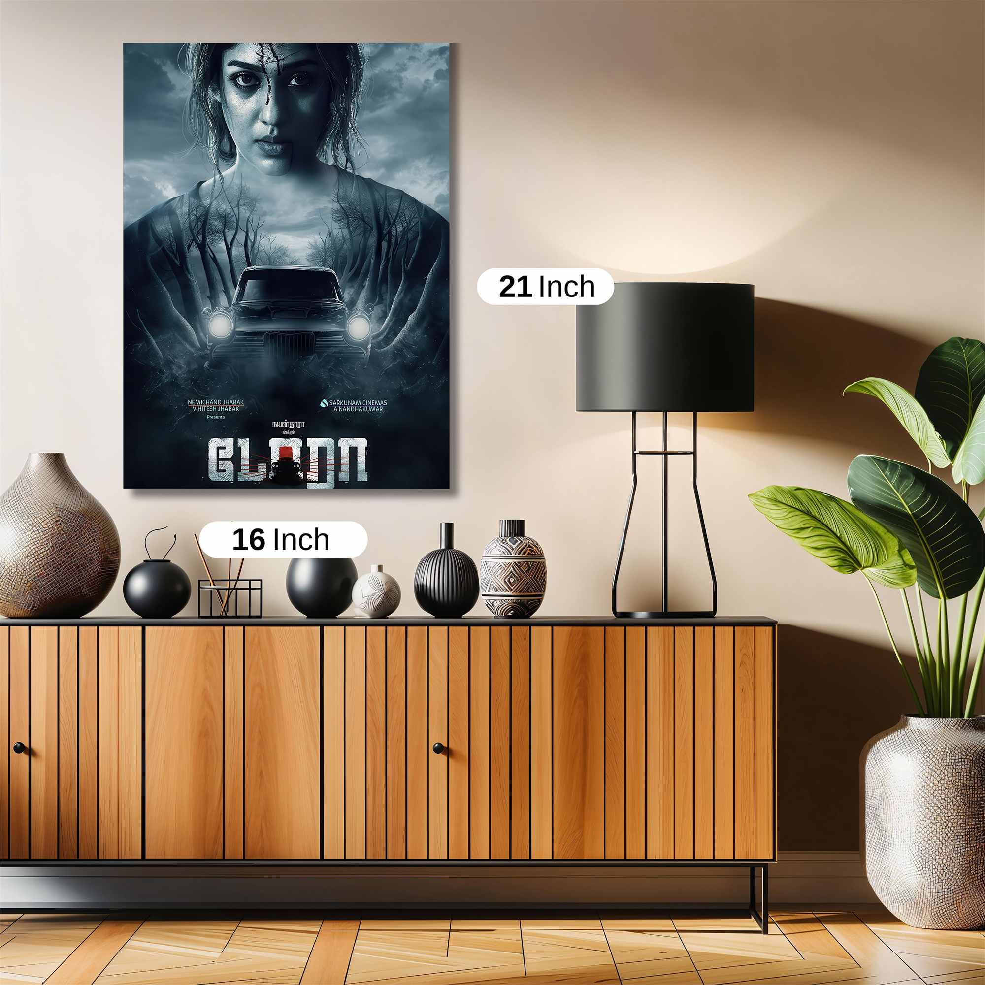 Ghostly Glare Safe Wall Magnetic / M