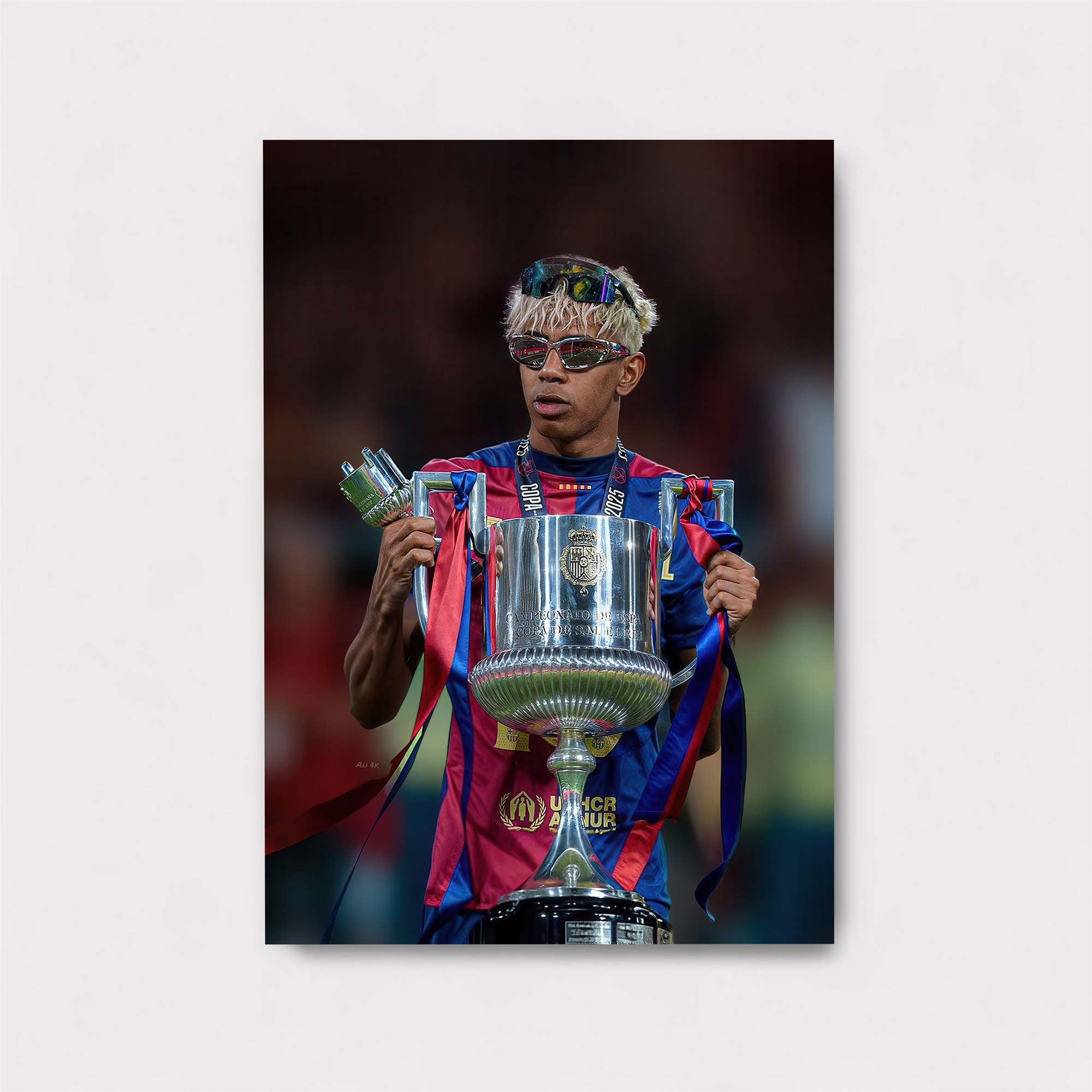 Ansu Radiant Safe Wall Magnetic / M