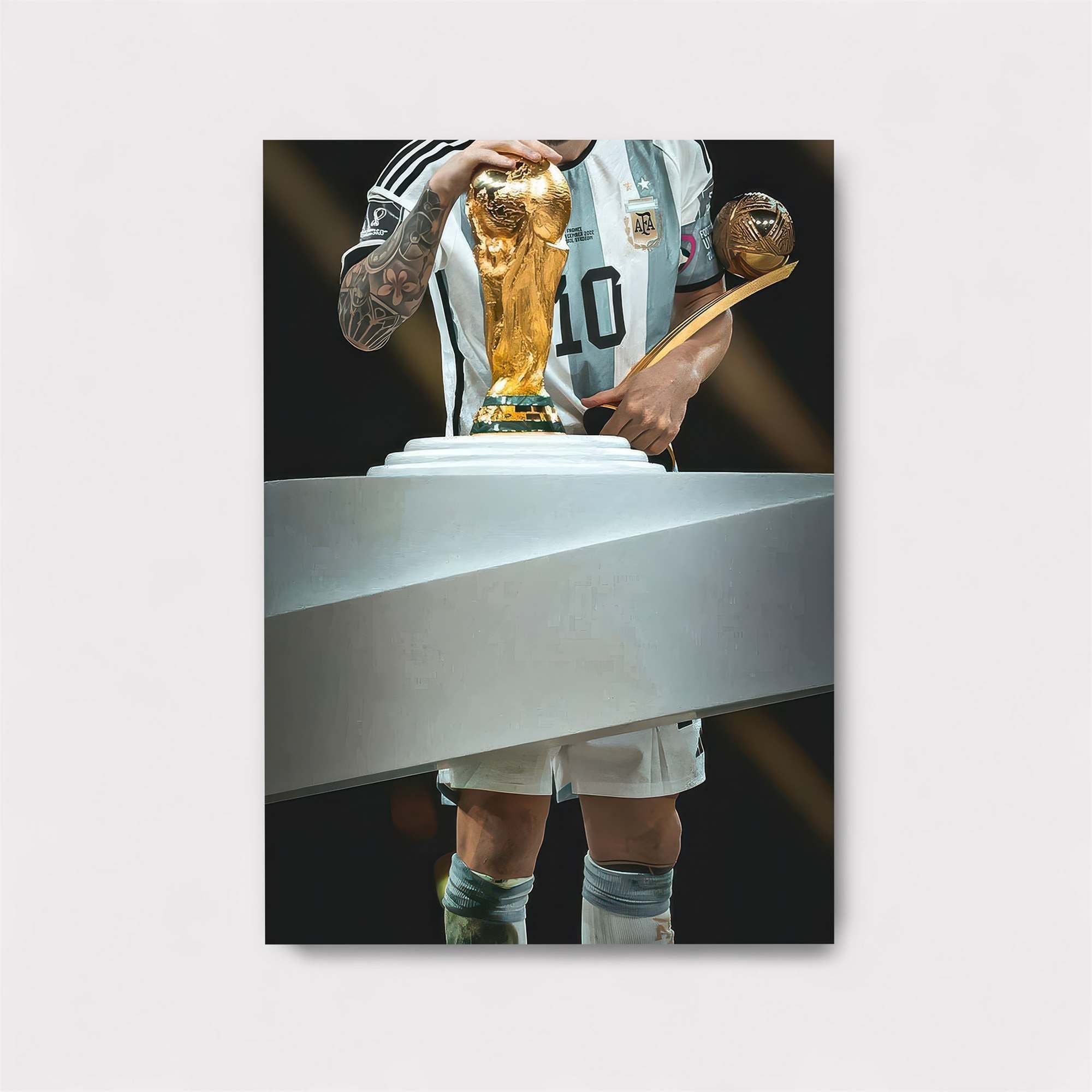 Messi Triumphant Safe Wall Magnetic / M