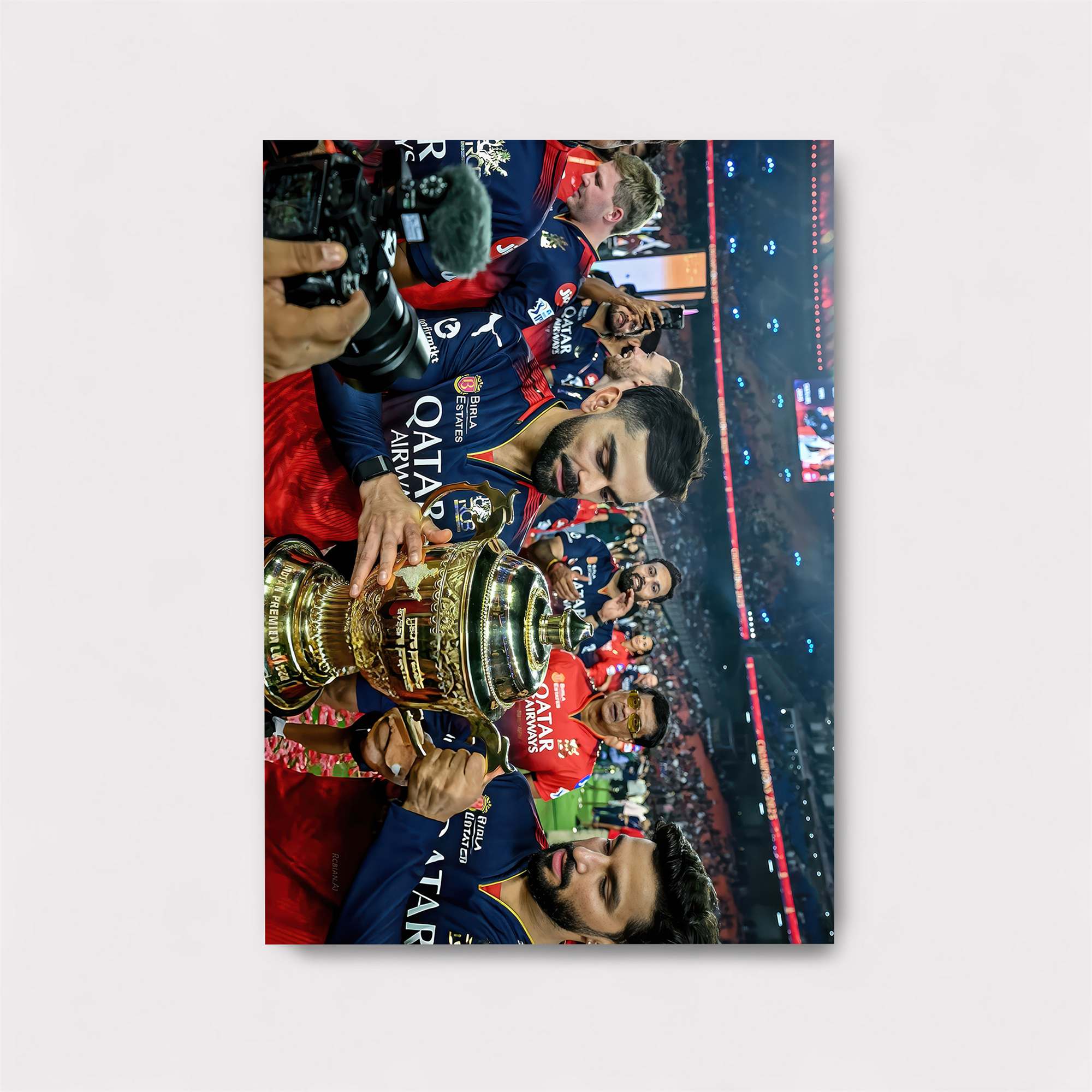 Kohli Triumphant Safe Wall Magnetic / M