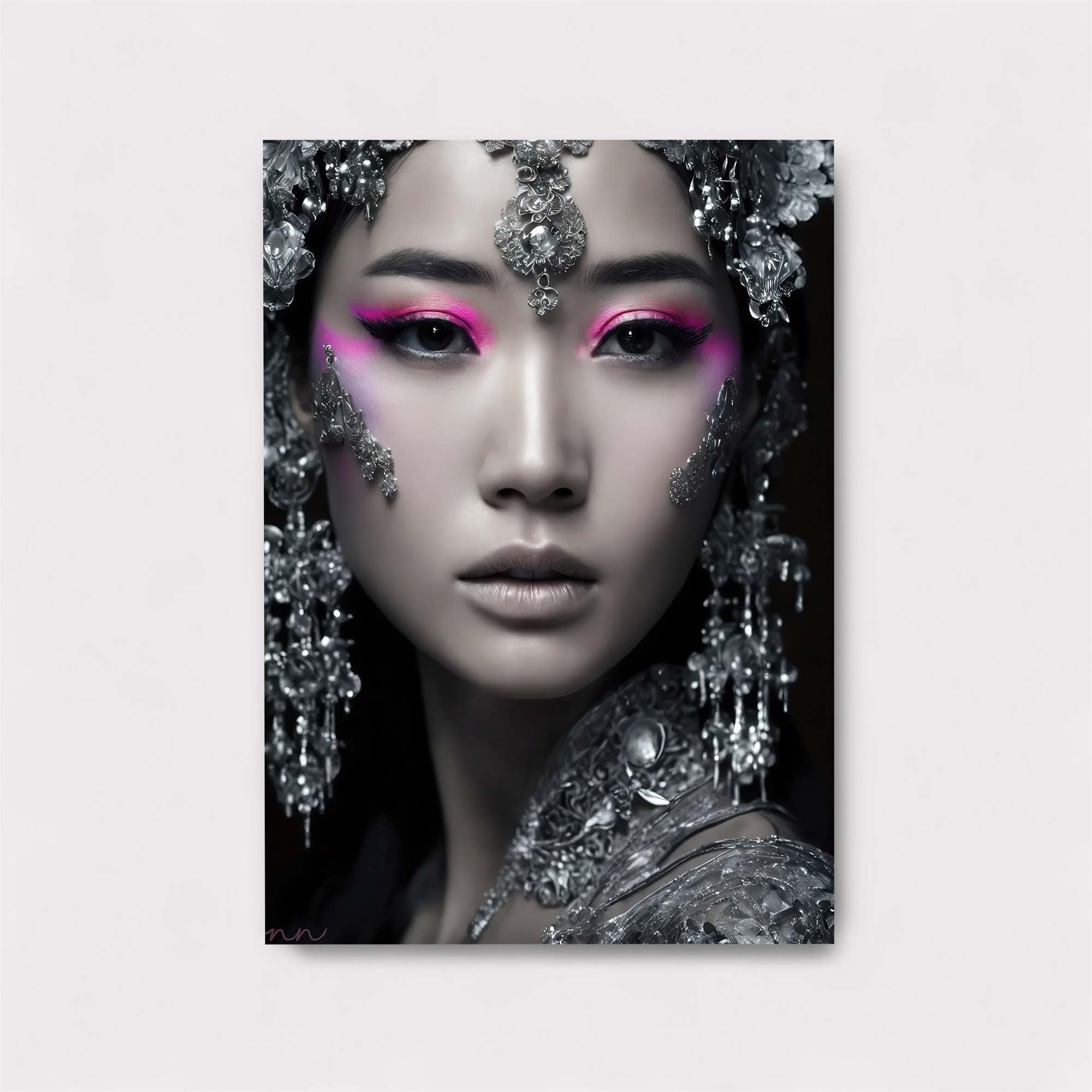 Empress Enigma Safe Wall Magnetic / M