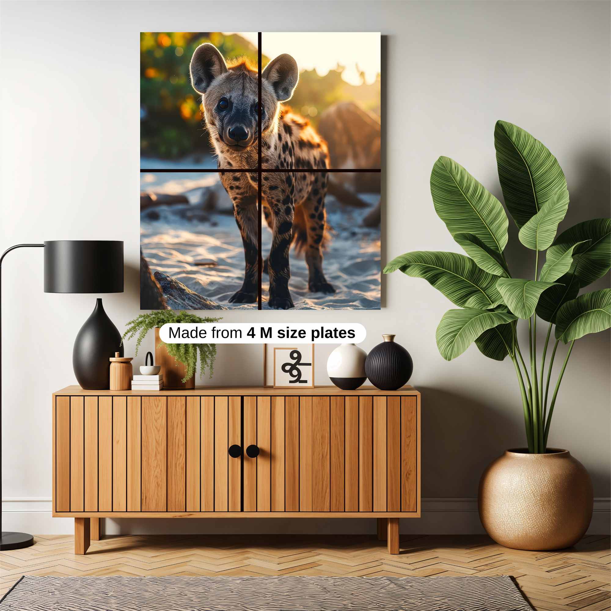 Hyena Dawn Safe Wall Magnetic / M