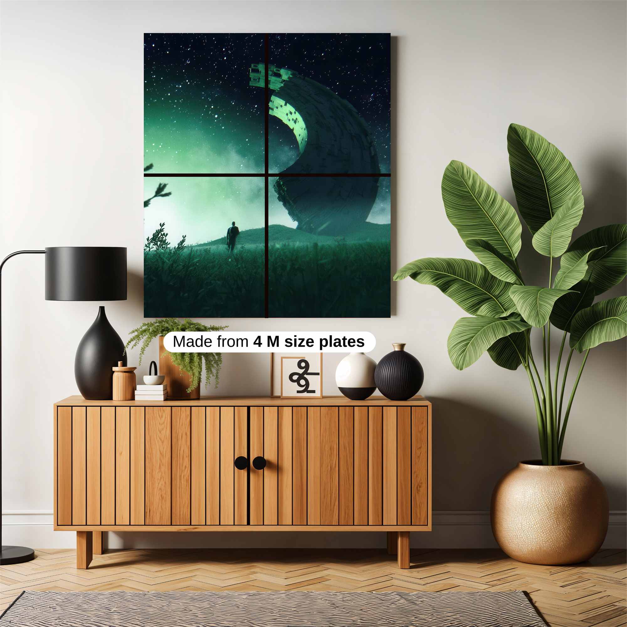 Crescent Mystery Safe Wall Magnetic / M