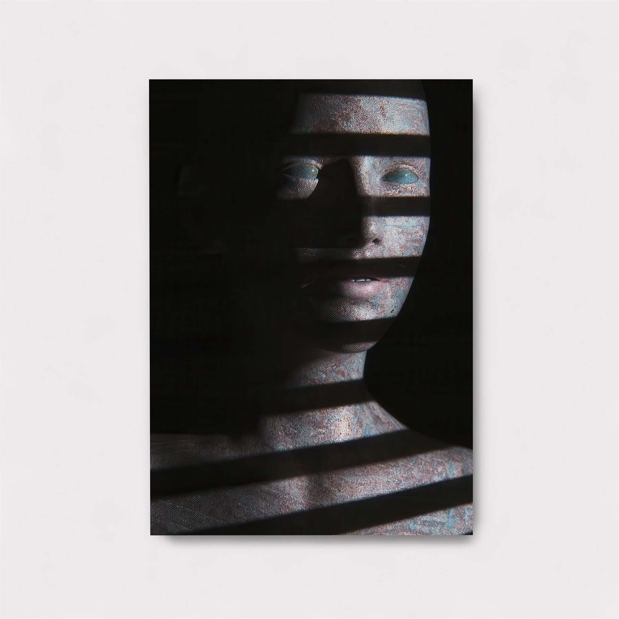 Silent Shadows Safe Wall Magnetic / M