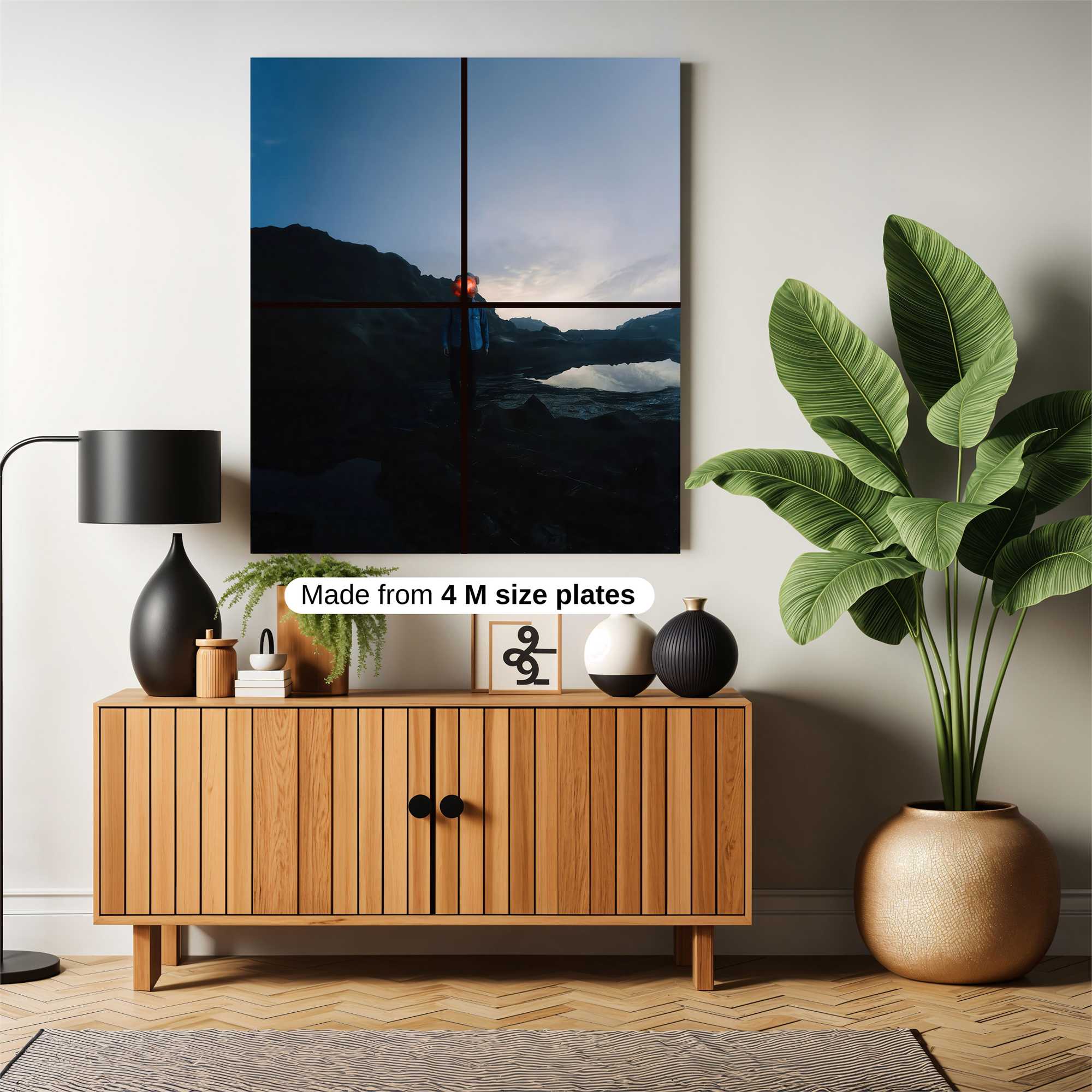 Hiker Serene Safe Wall Magnetic / M