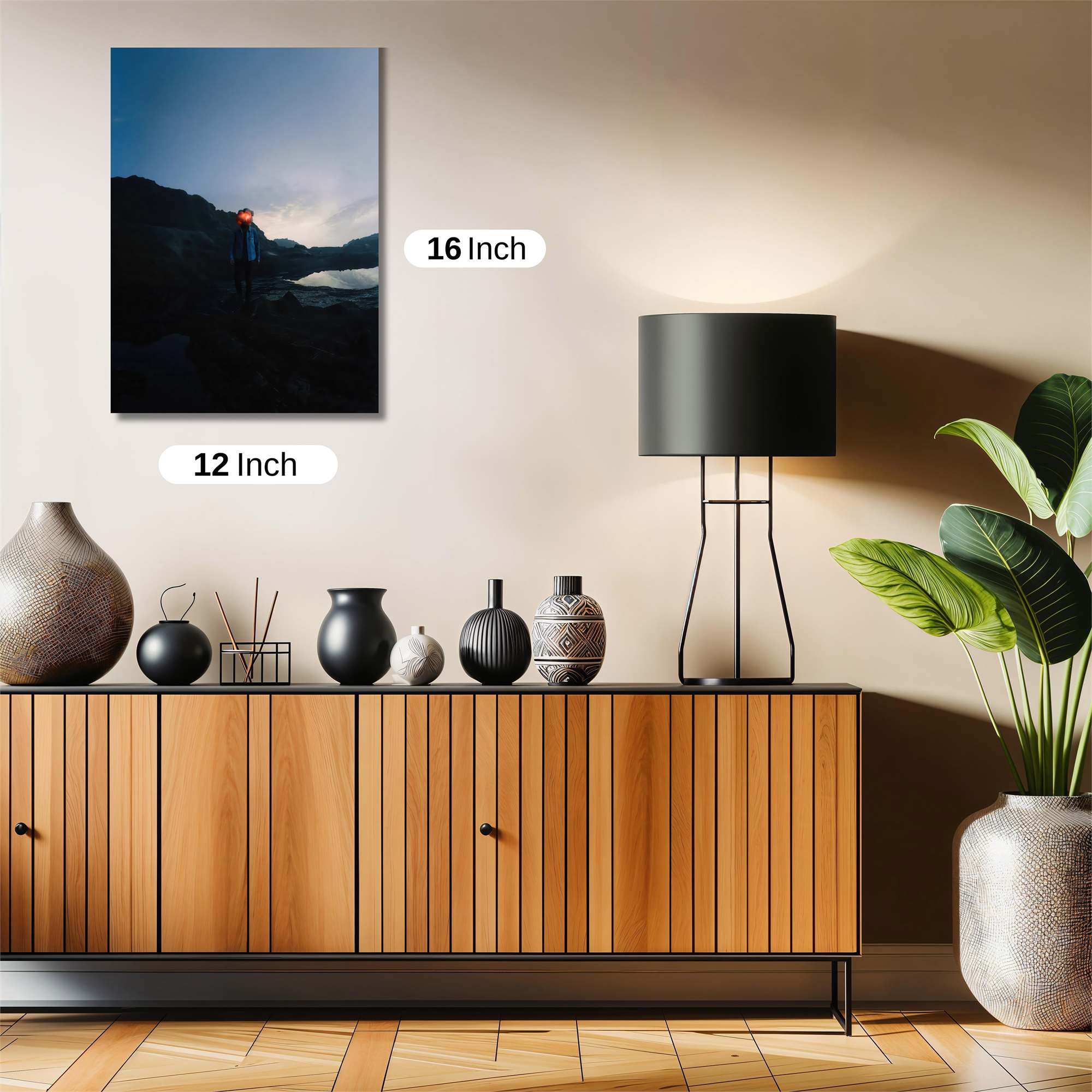 Hiker Serene Safe Wall Magnetic / M