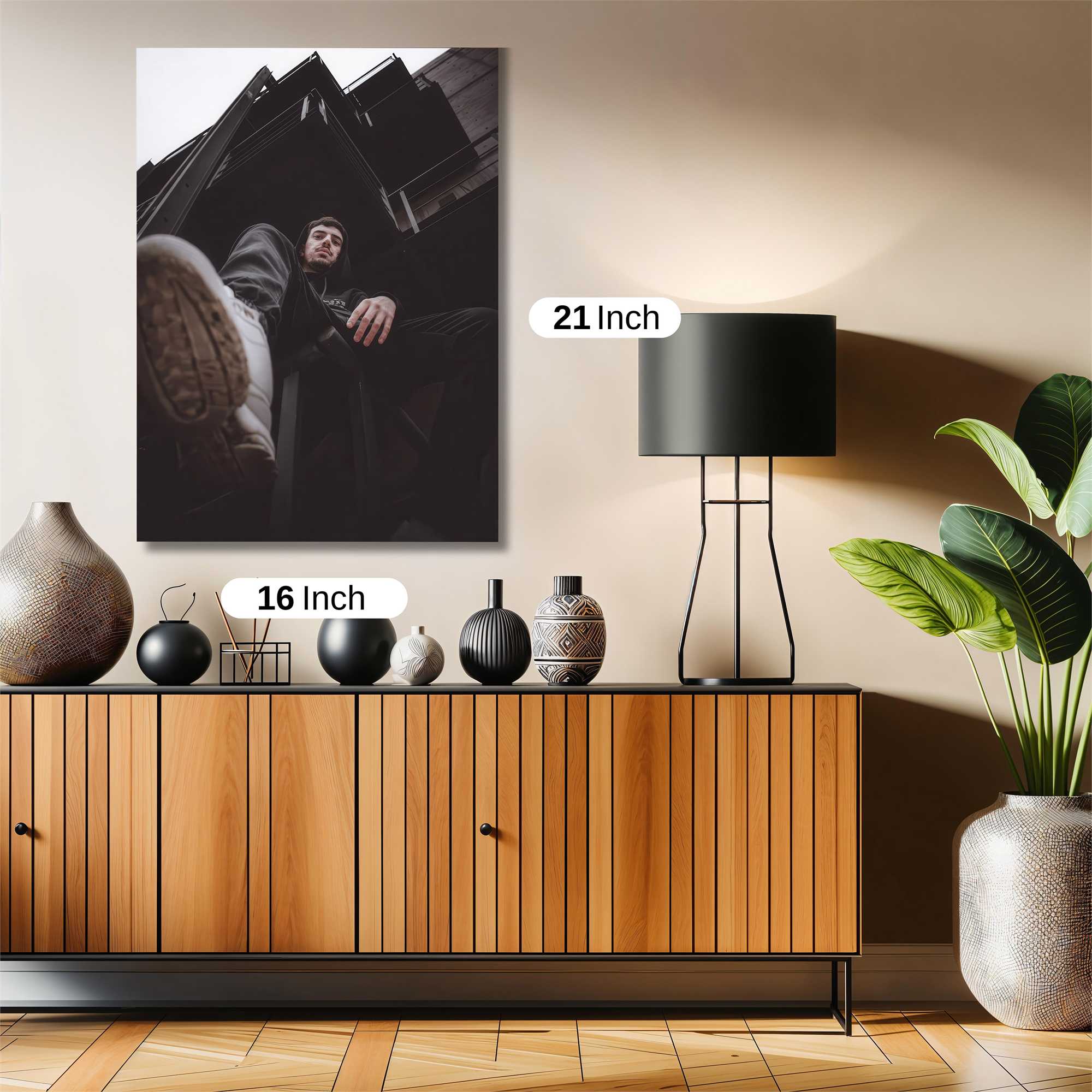 Urban Recluse Safe Wall Magnetic / M