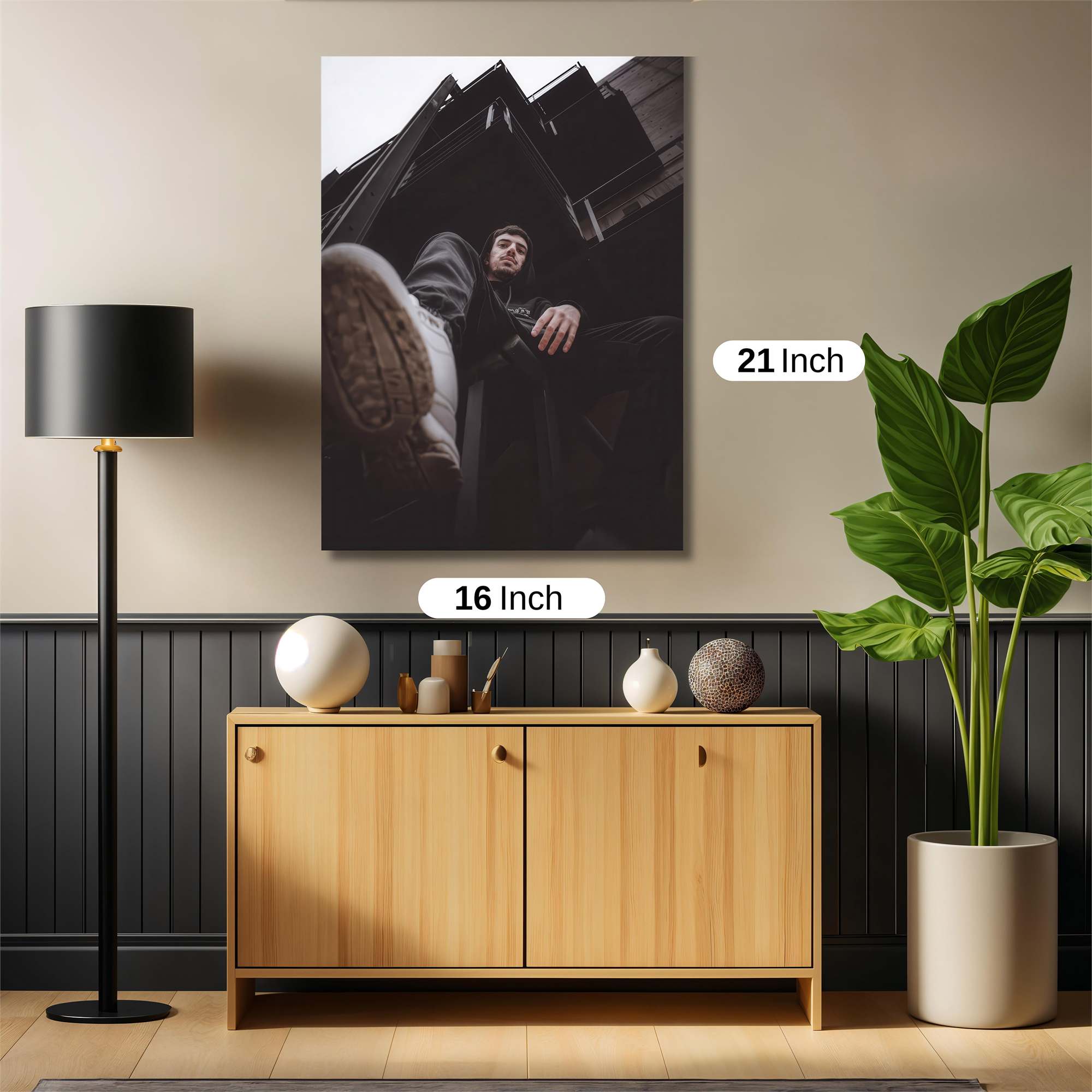 Urban Recluse Safe Wall Magnetic / M