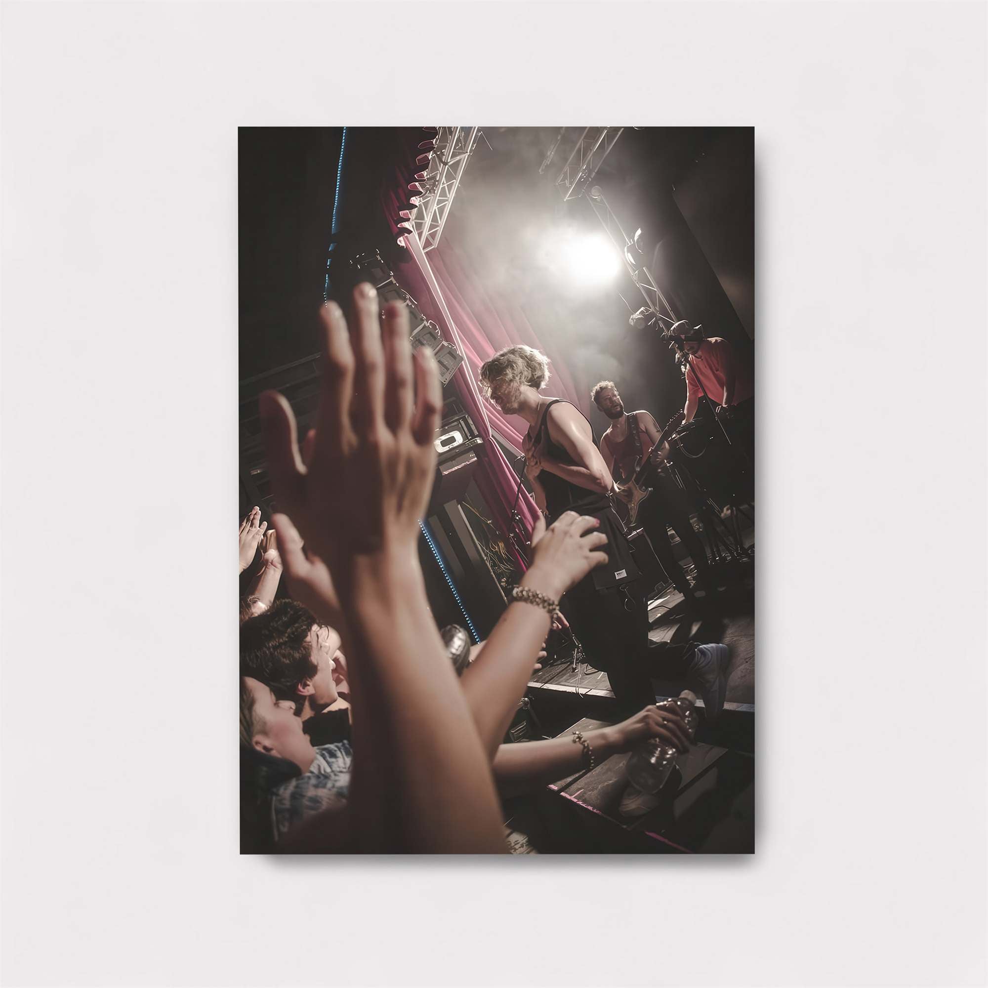 Concert Euphoria Safe Wall Magnetic / M
