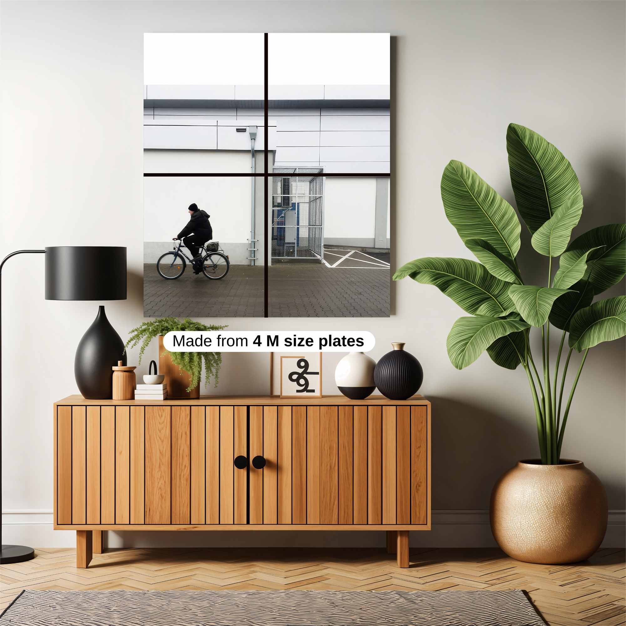 Cyclist Solitude Safe Wall Magnetic / M