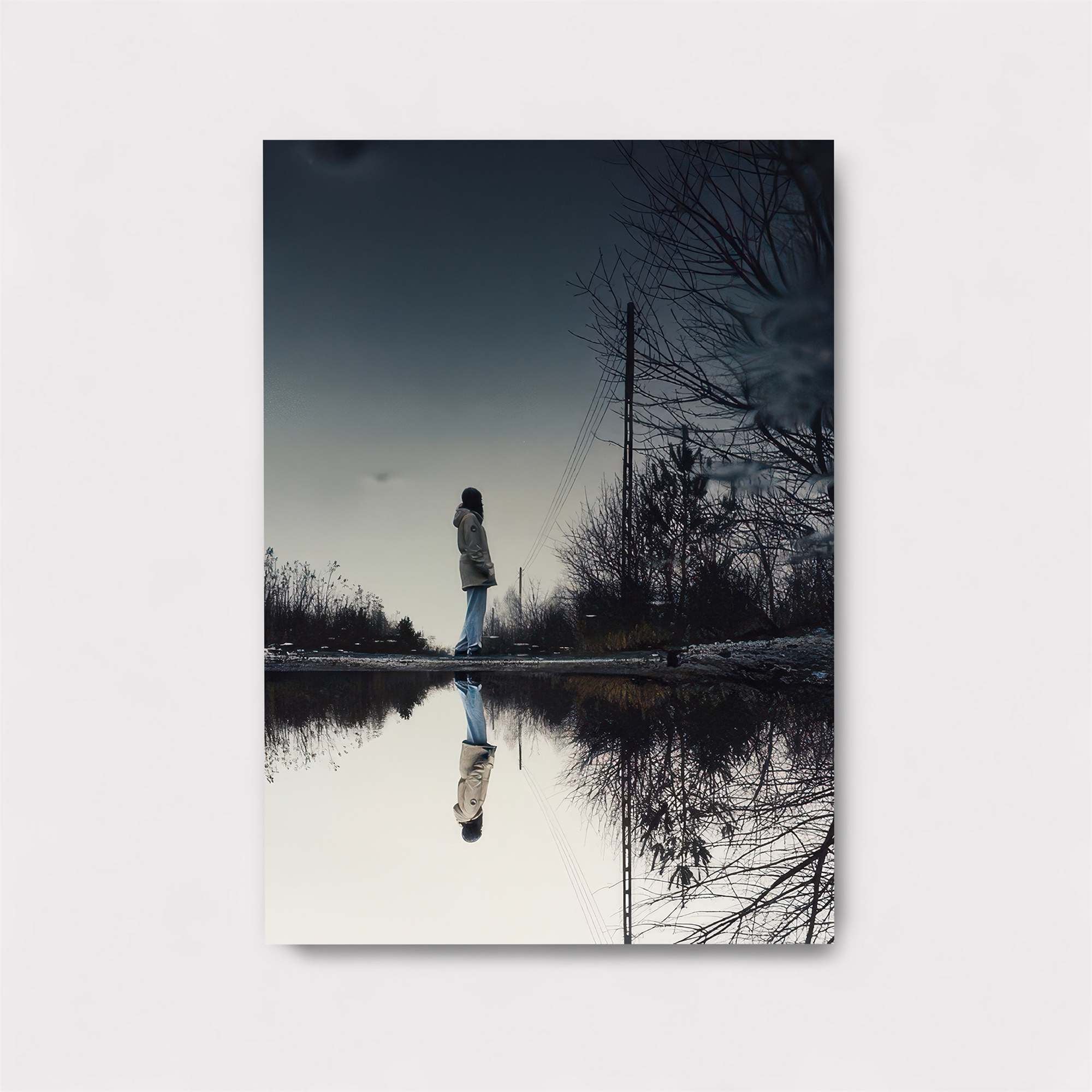 Solitude Whisper Safe Wall Magnetic / M