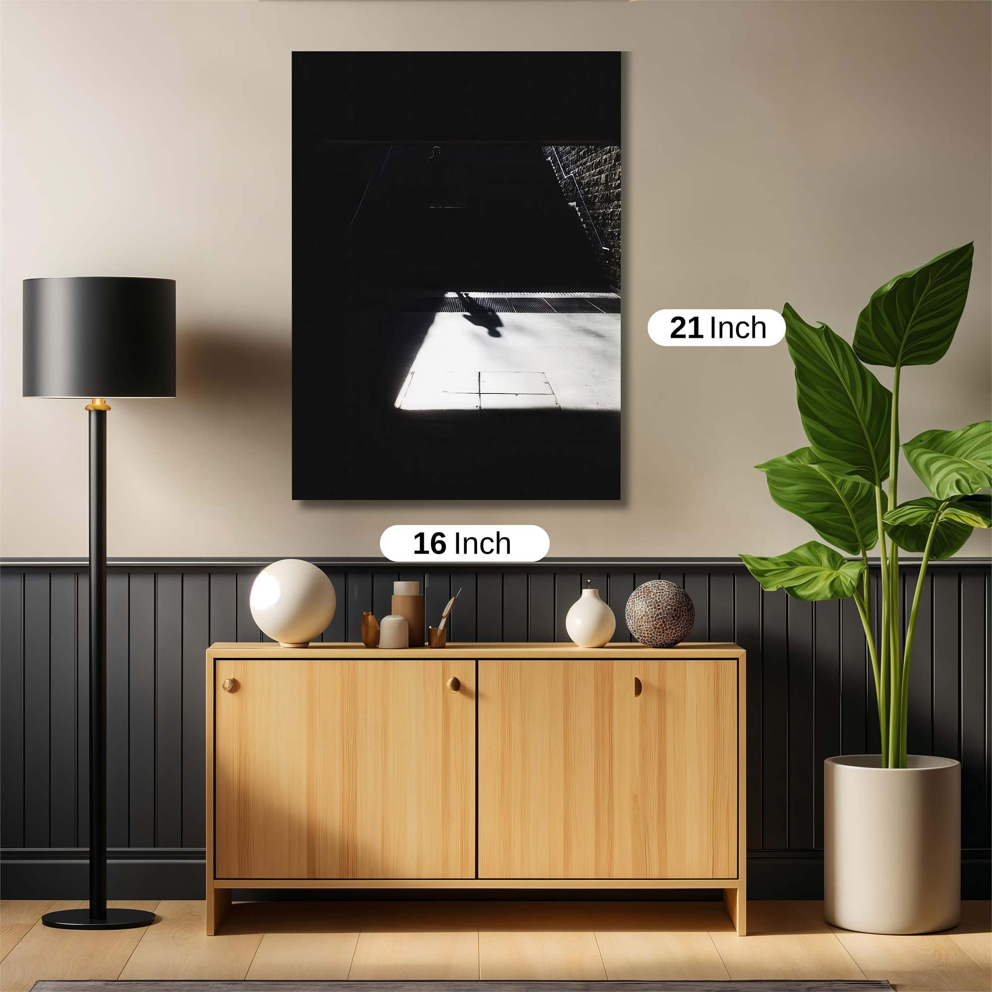 Shadowed Escape Safe Wall Magnetic / M