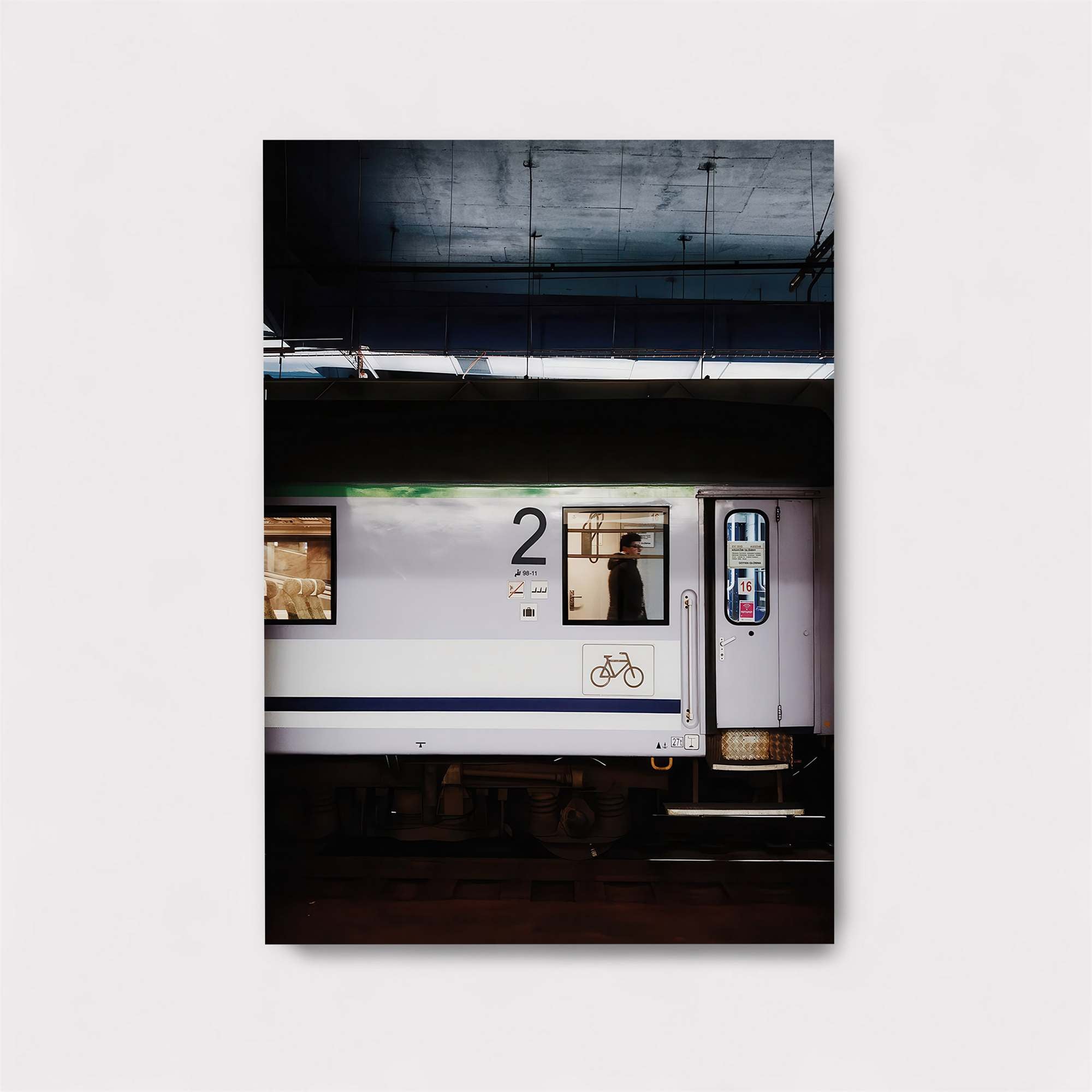 Train Tranquil Safe Wall Magnetic / M