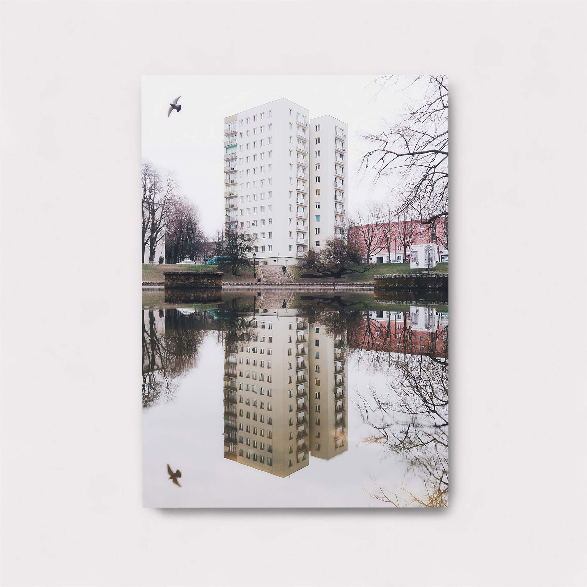 Tower Tranquil Safe Wall Magnetic / M