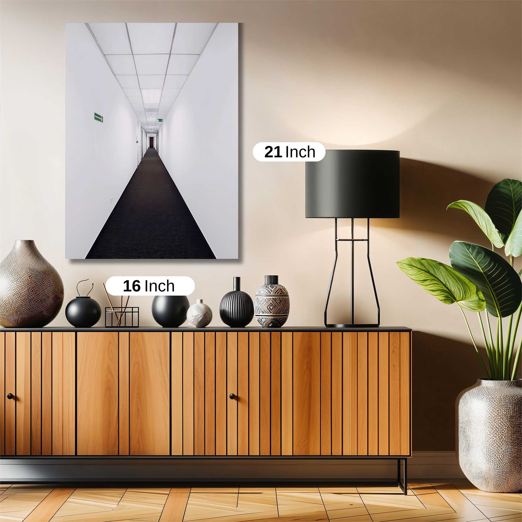 Corridor Solitude Safe Wall Magnetic / M