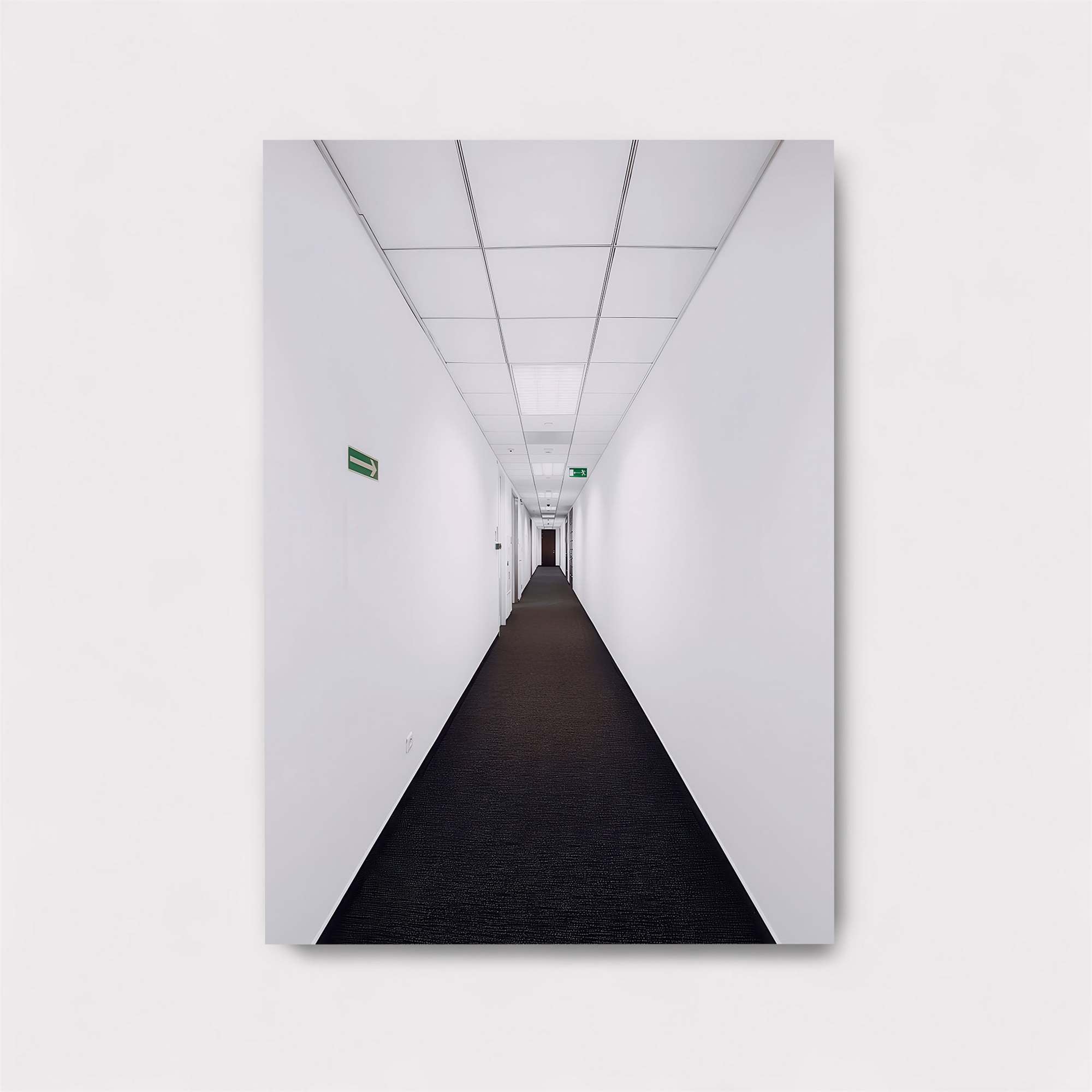 Corridor Solitude Safe Wall Magnetic / M