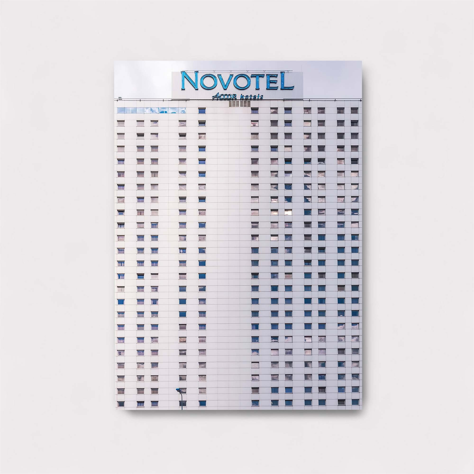 Novotel Monotony Safe Wall Magnetic / M