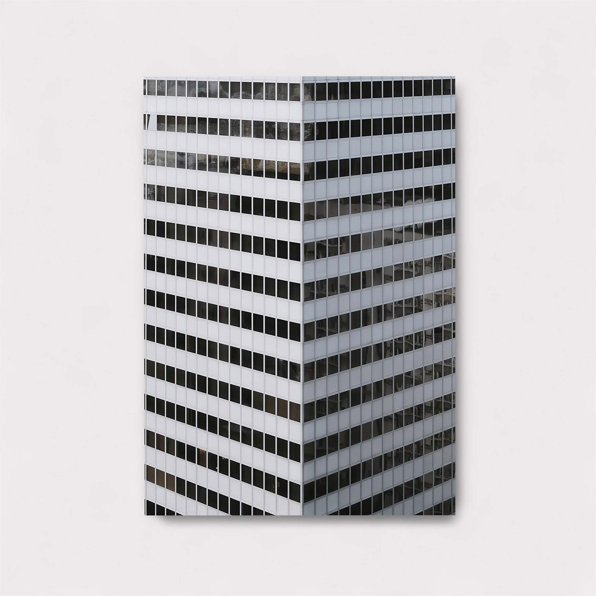 Skyscraper Serenity Safe Wall Magnetic / M