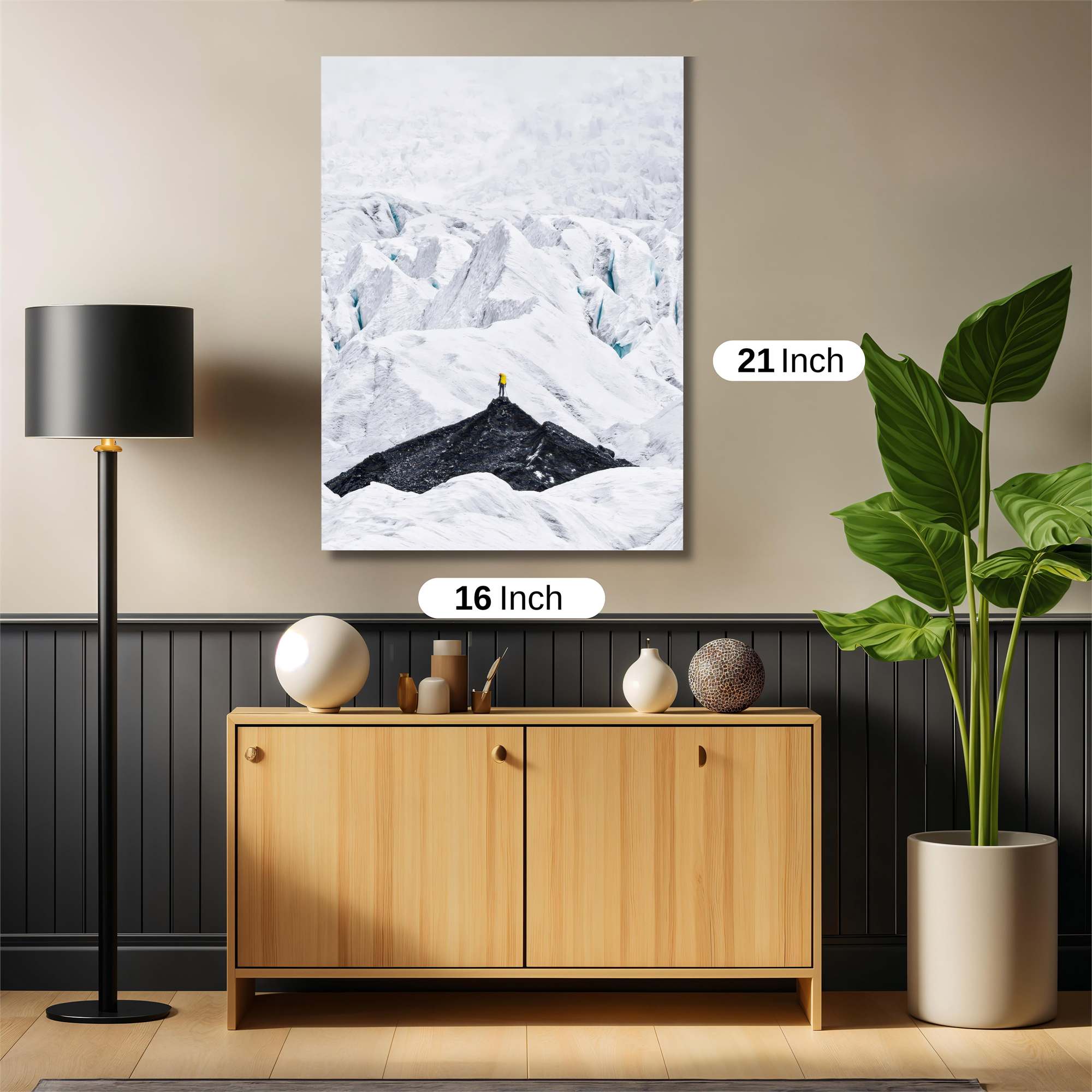 Explorer Solitude Safe Wall Magnetic / M