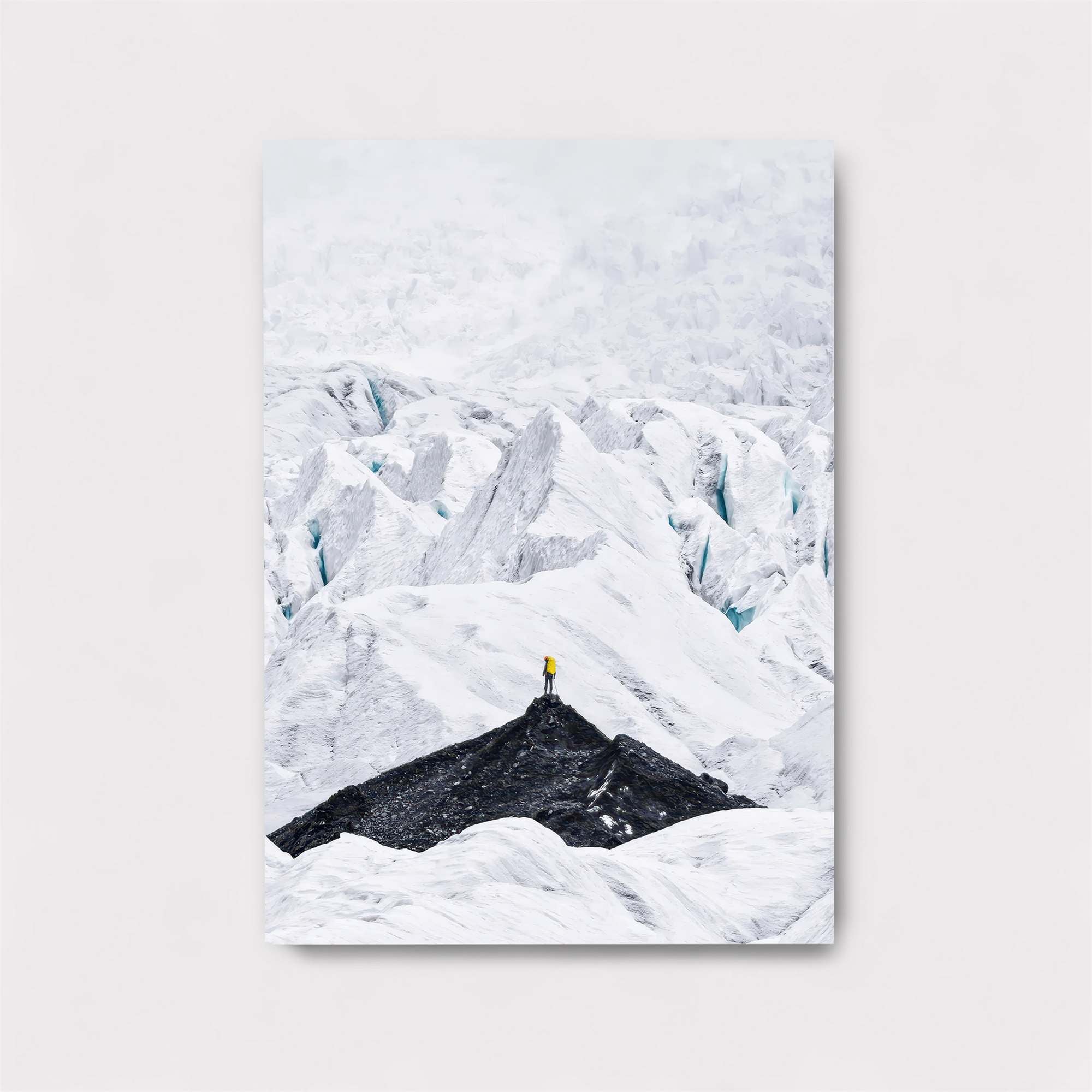 Explorer Solitude Safe Wall Magnetic / M