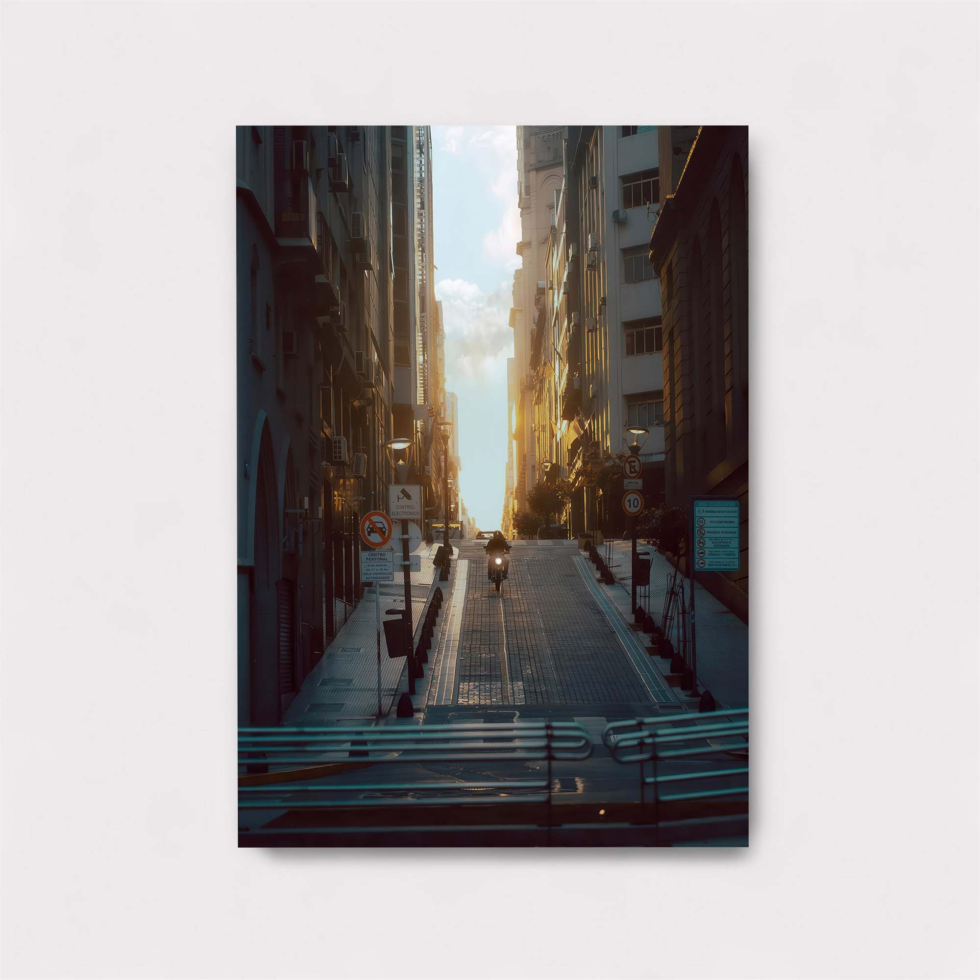 Urban Serenity Safe Wall Magnetic / M