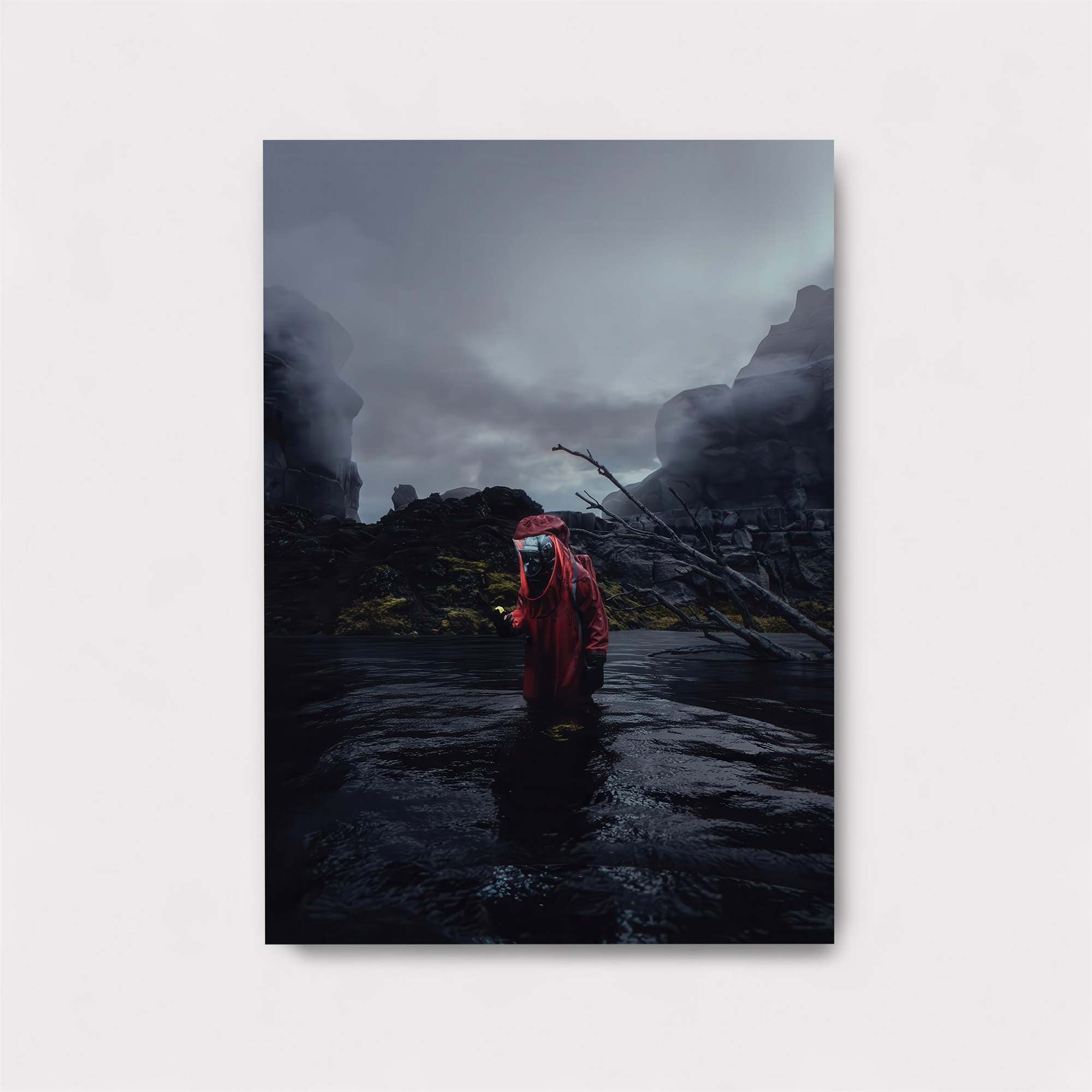 Hiker Solitude Safe Wall Magnetic / M