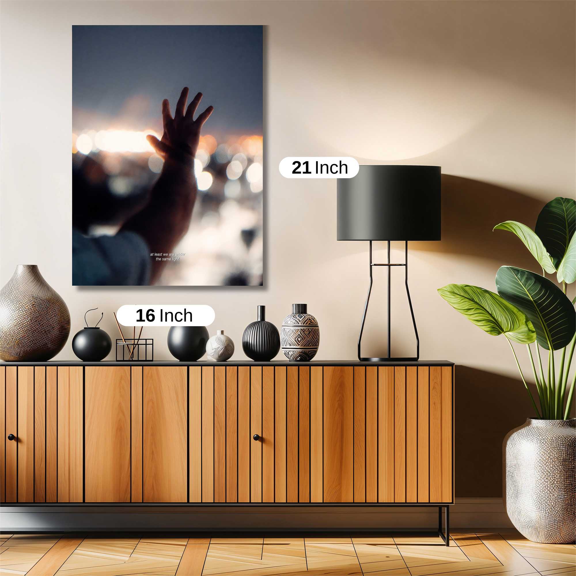 Hand Serenity Safe Wall Magnetic / M