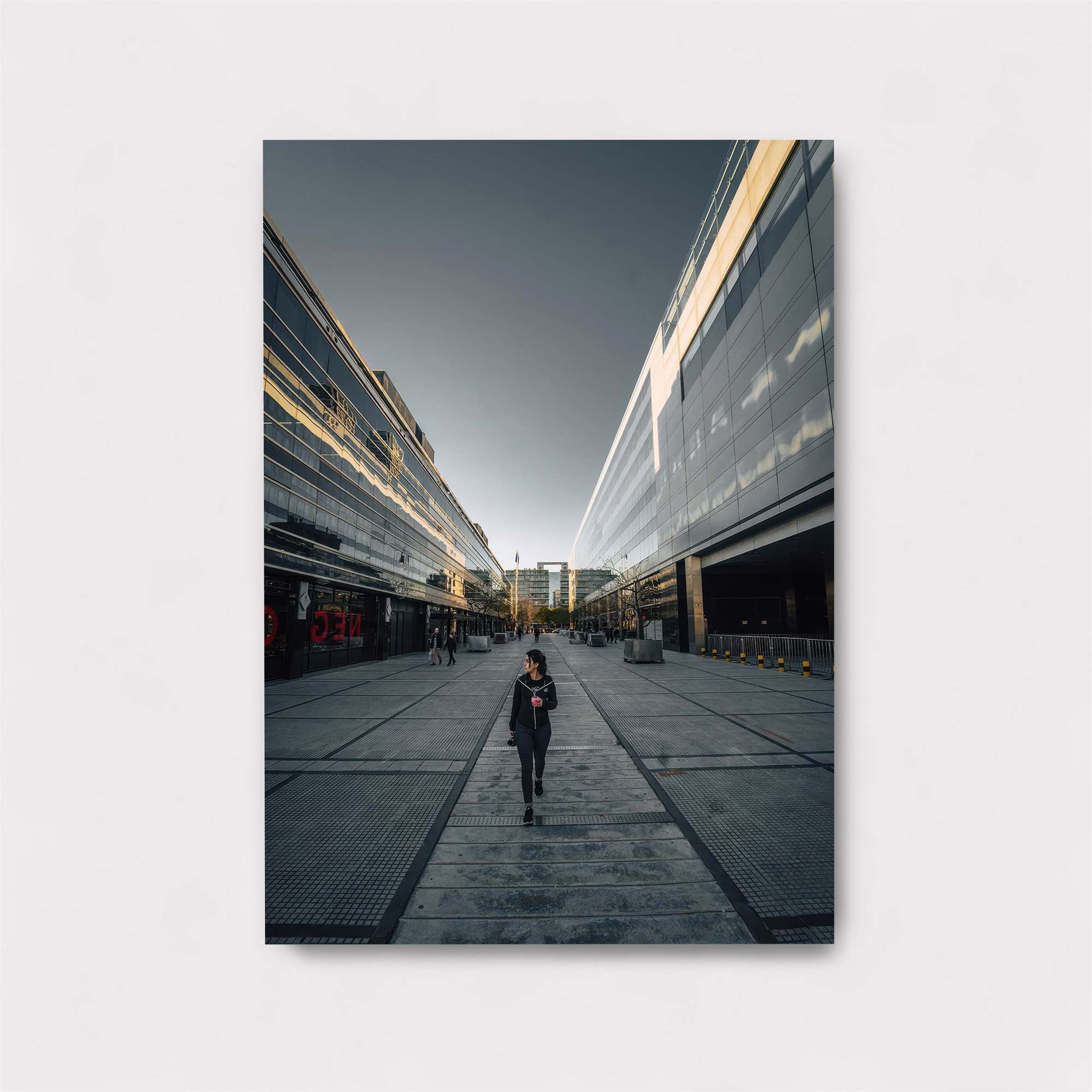 Urban Solitude Safe Wall Magnetic / M
