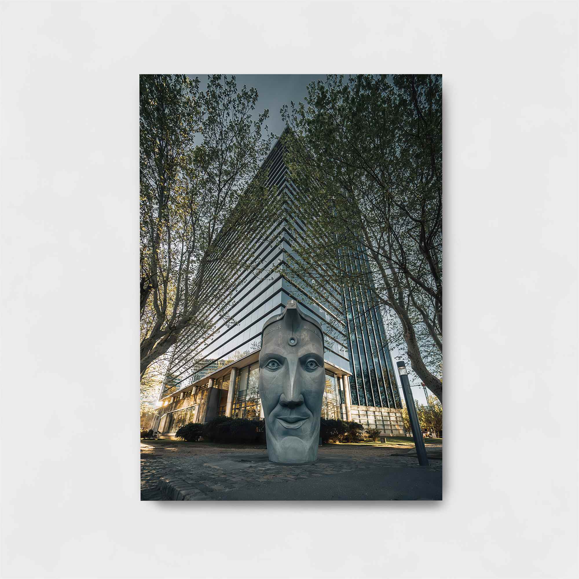Sculpture Serene Safe Wall Magnetic / M