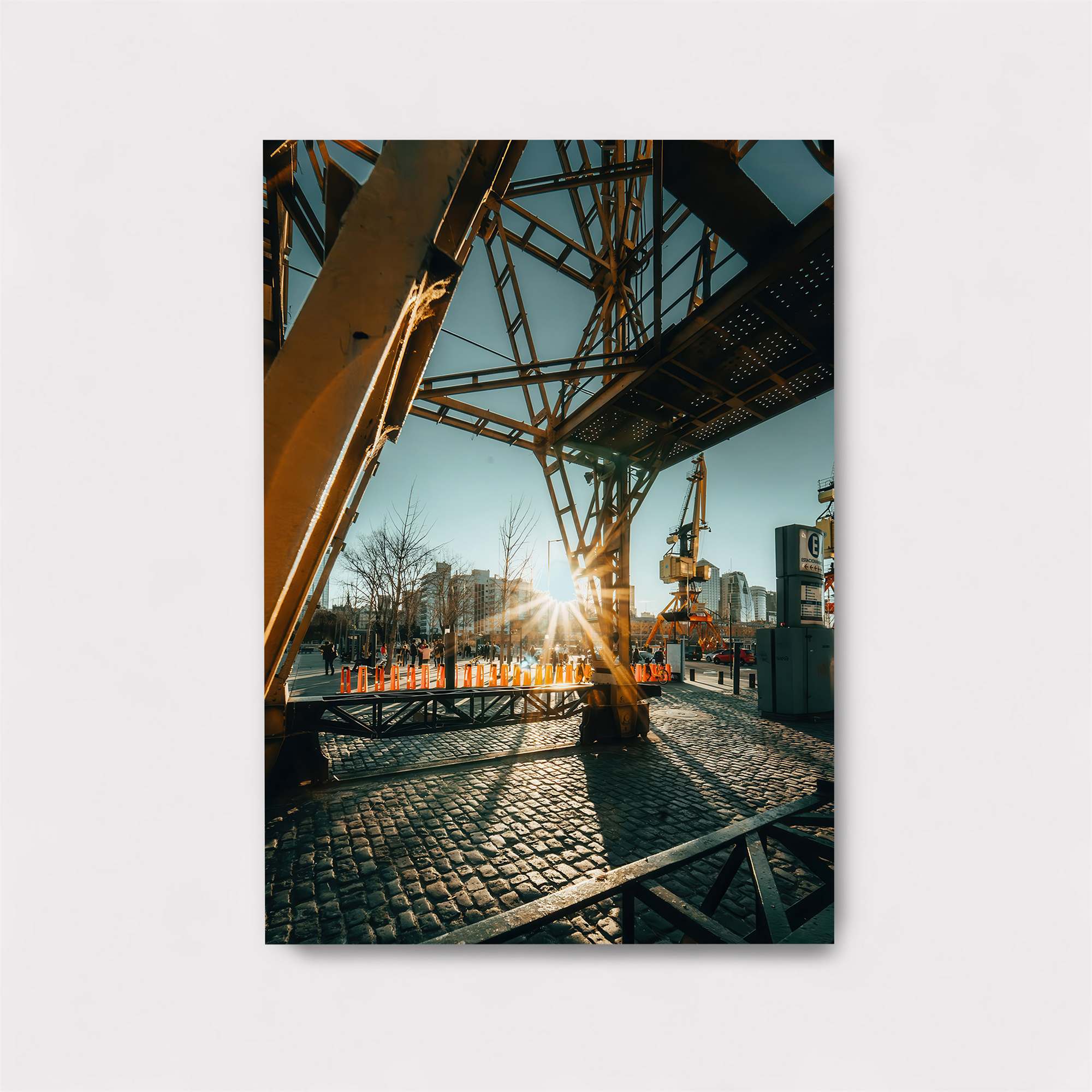 Crane Dawn Safe Wall Magnetic / M