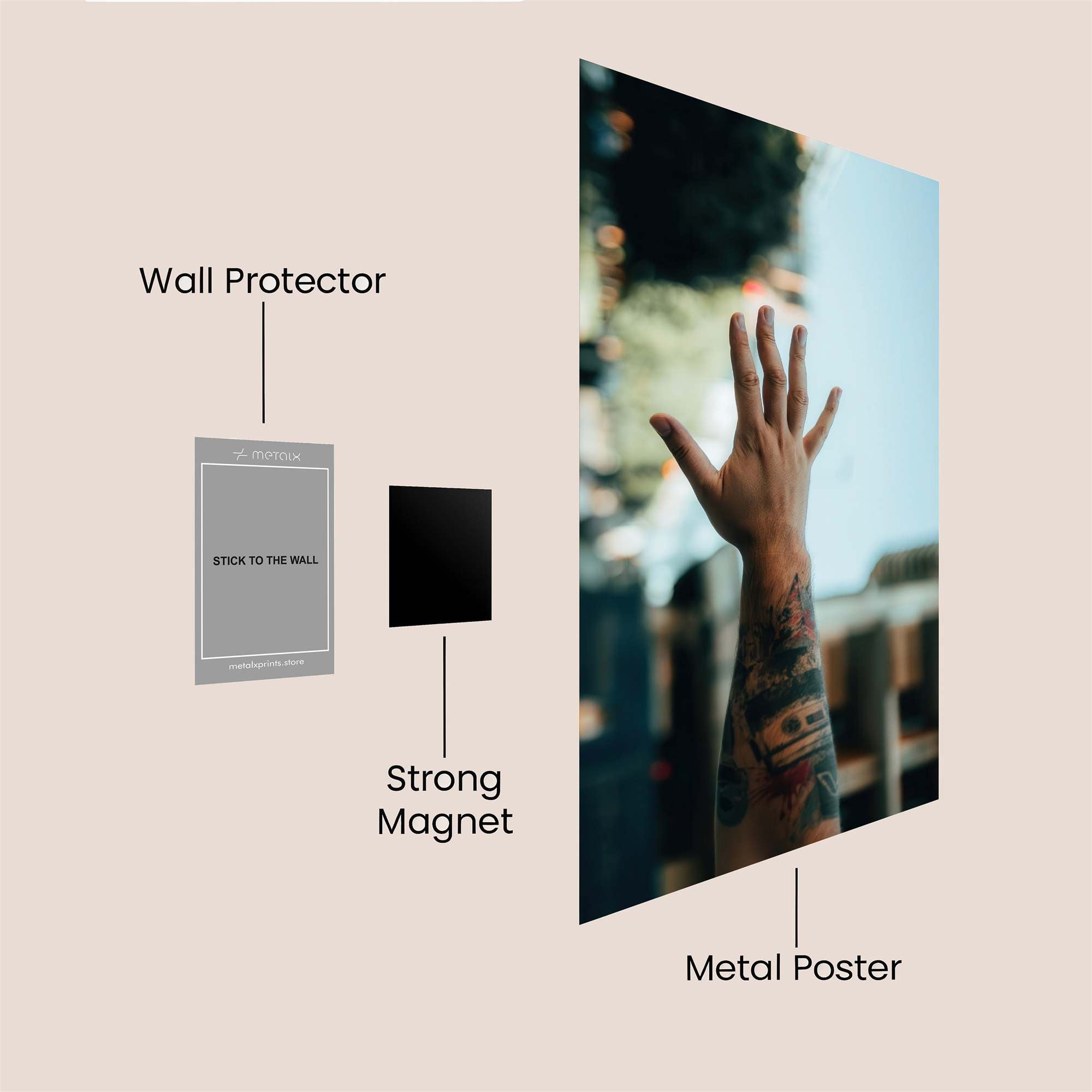 Hand Raised Safe Wall Magnetic / M