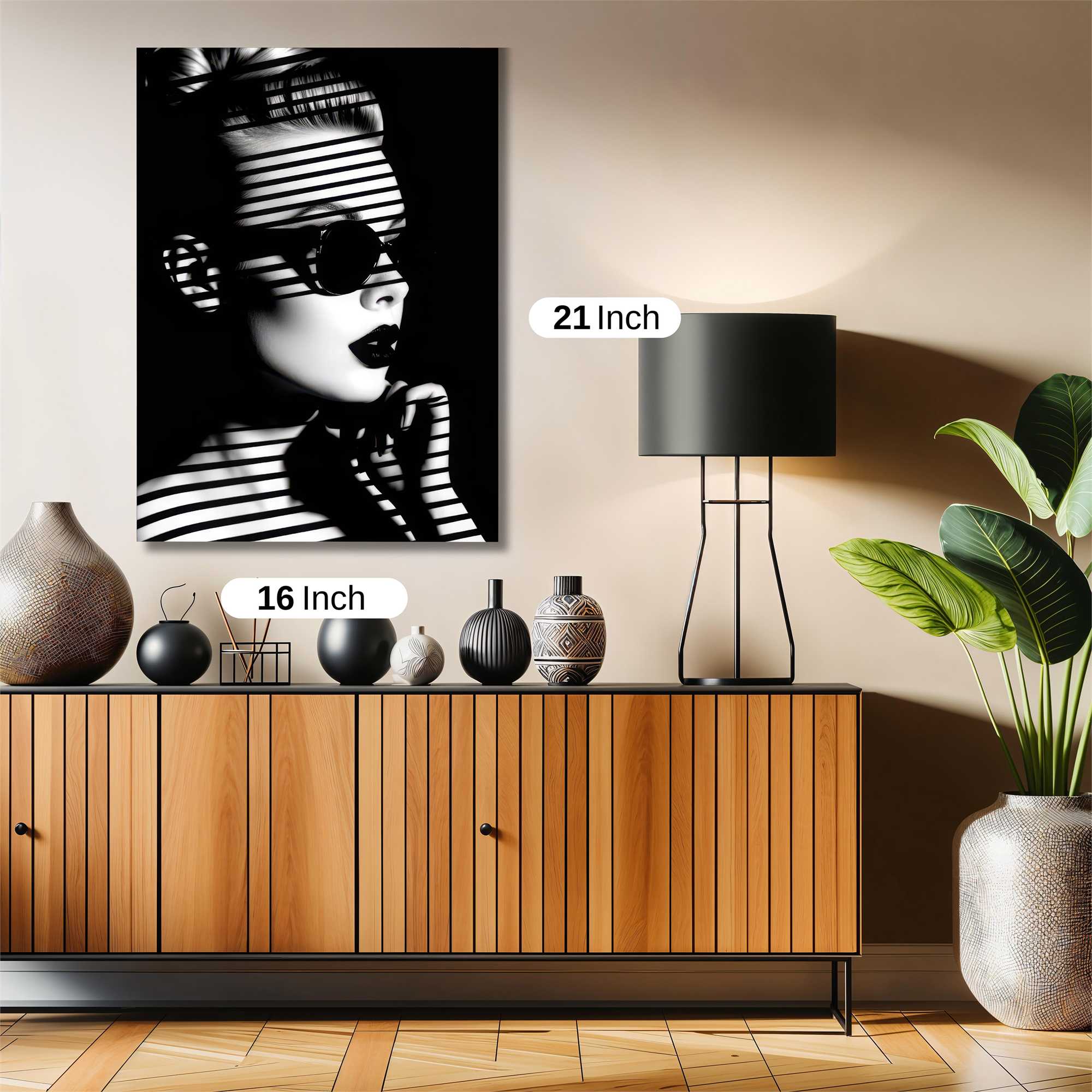 Striped Mystery Safe Wall Magnetic / M