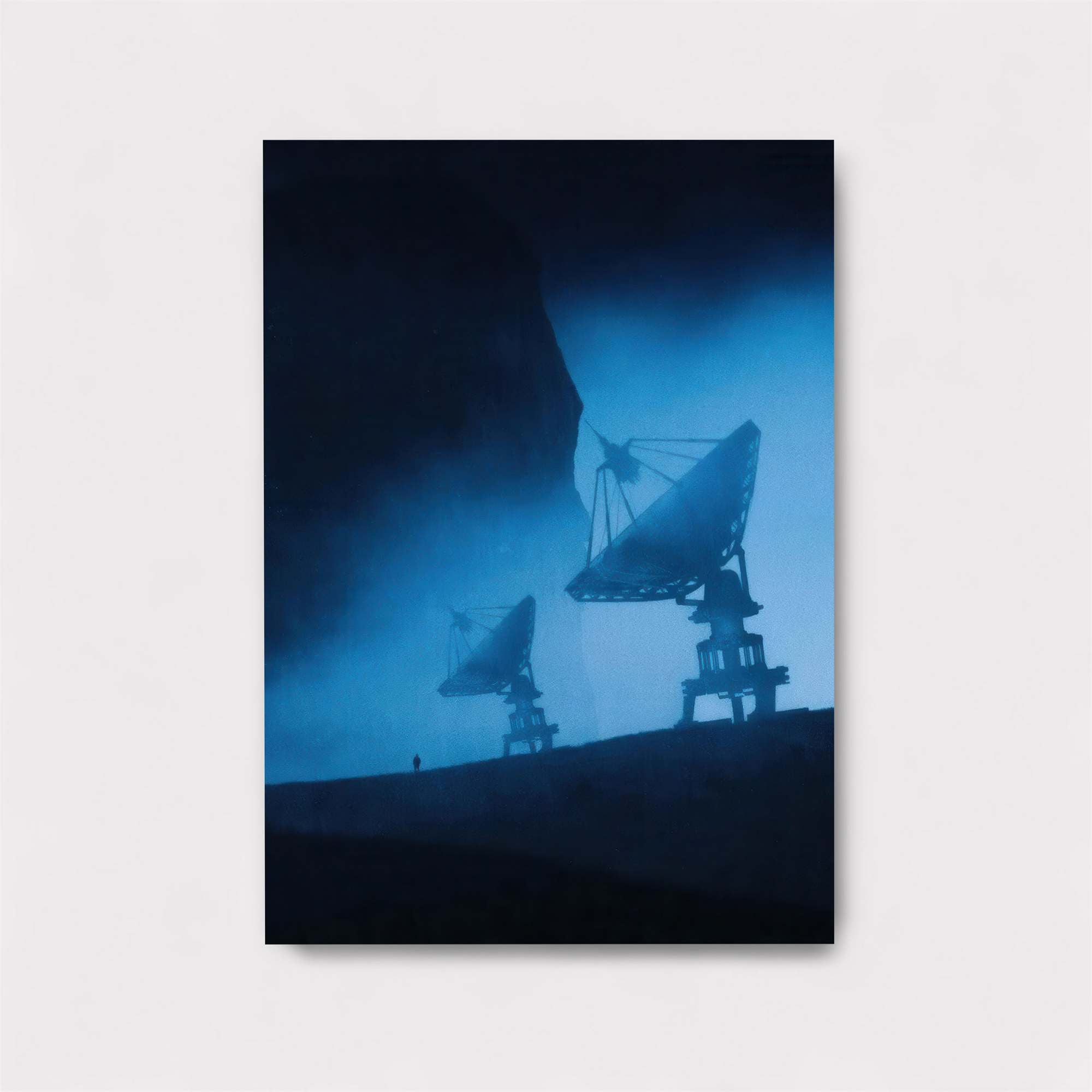 Antennae Enigma Safe Wall Magnetic / M