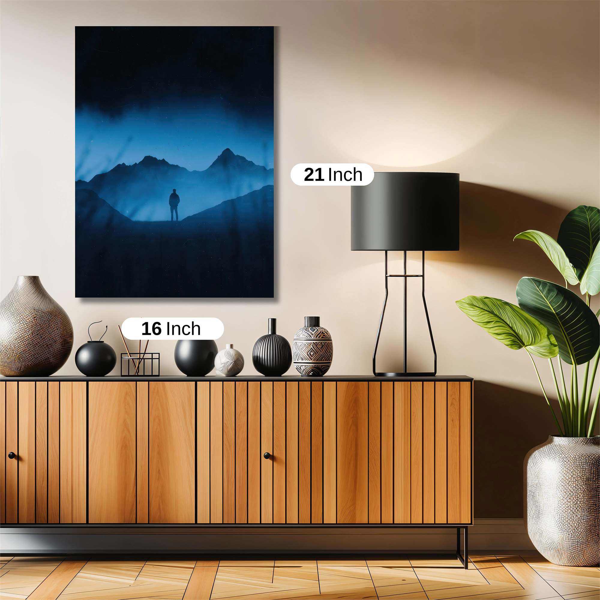 Explorer Enigma Safe Wall Magnetic / M