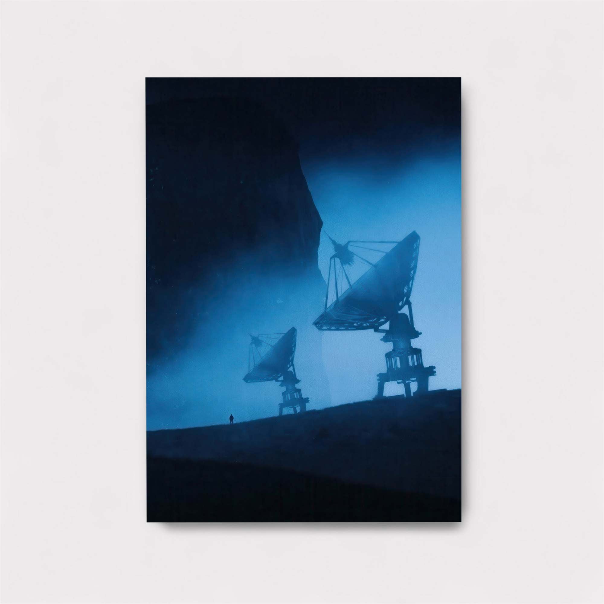 Antennae Enigma Safe Wall Magnetic / M