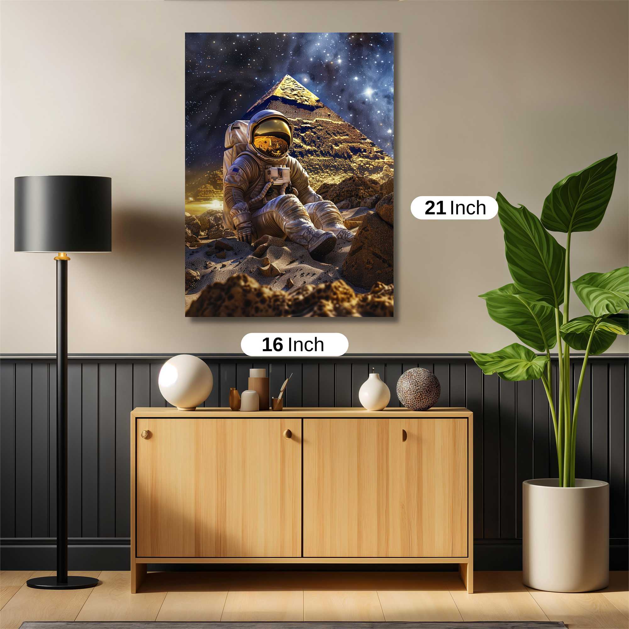 Pyramid Dream Safe Wall Magnetic / M