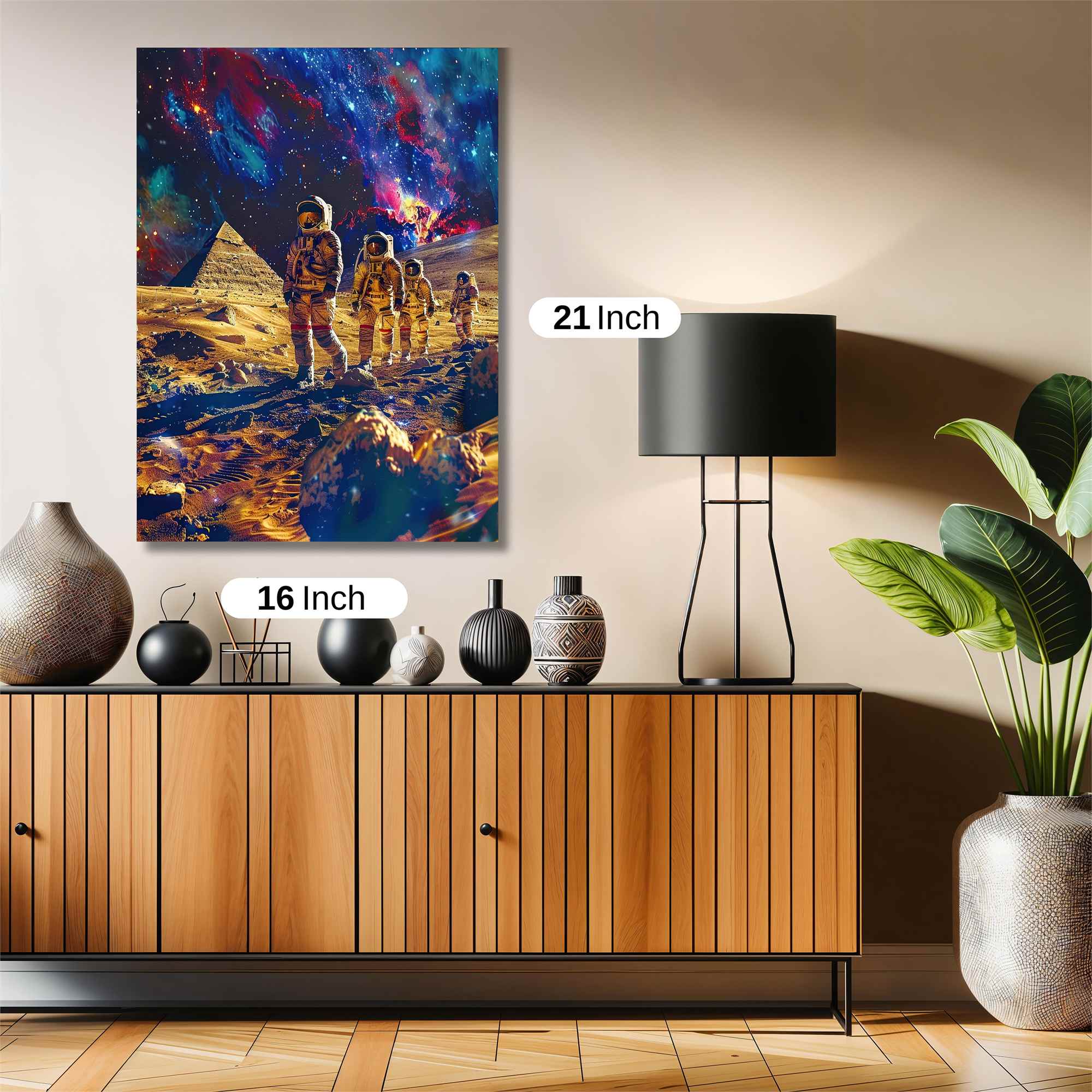Pyramid Odyssey Safe Wall Magnetic / M