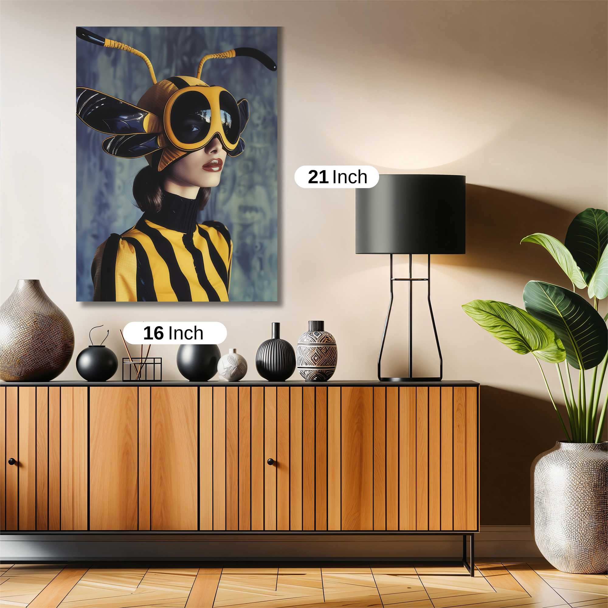 Bee Enigma Safe Wall Magnetic / M